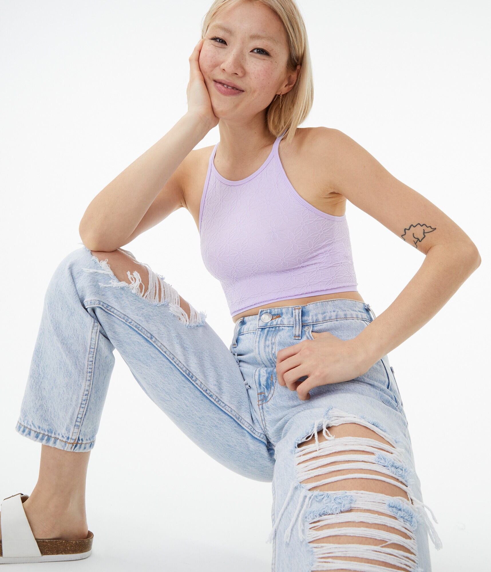 Seriously Soft Daisy Seamless High-Neck Cropped Tank