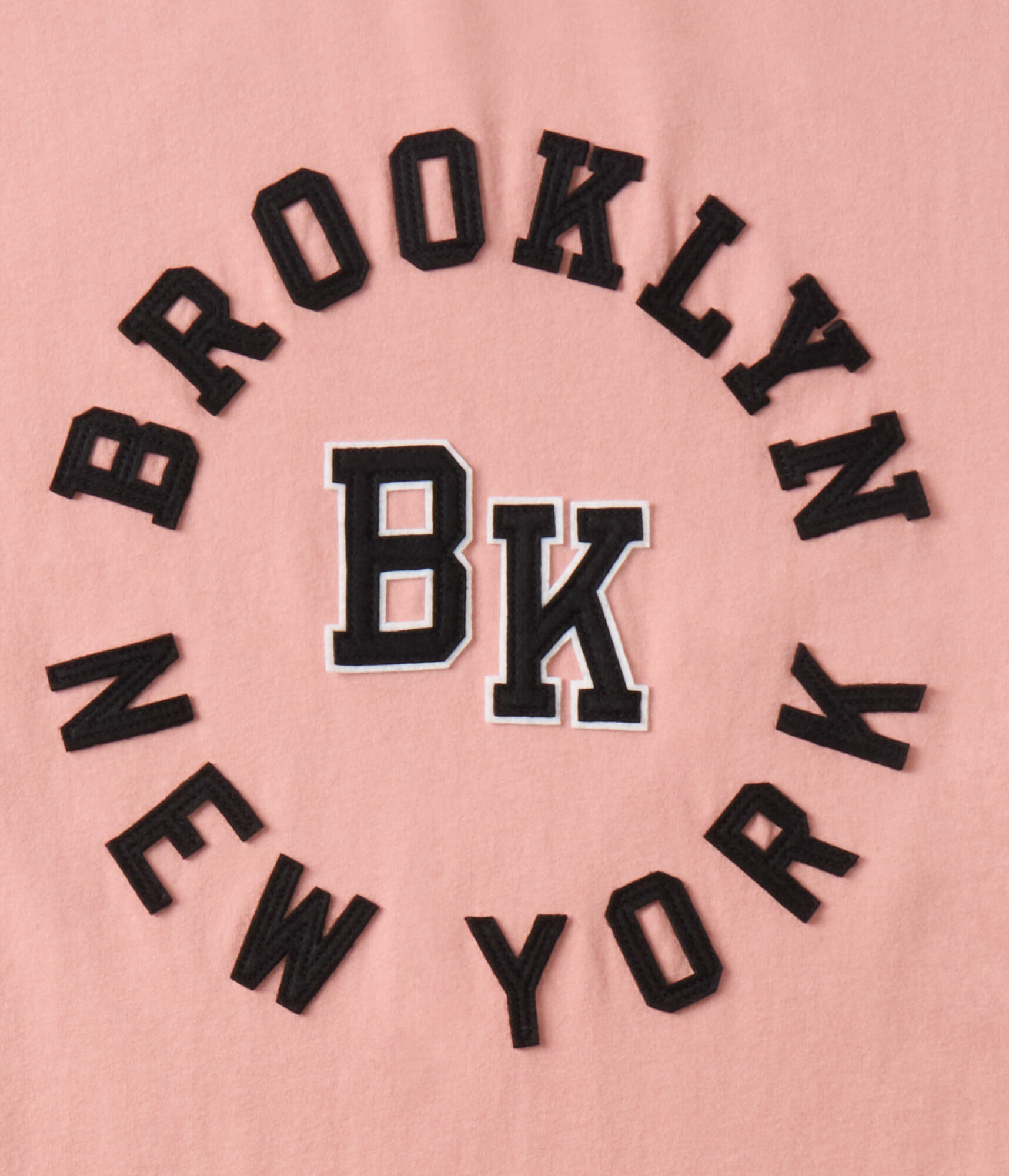Brooklyn Circle Appliqu&eacute; Graphic Tee