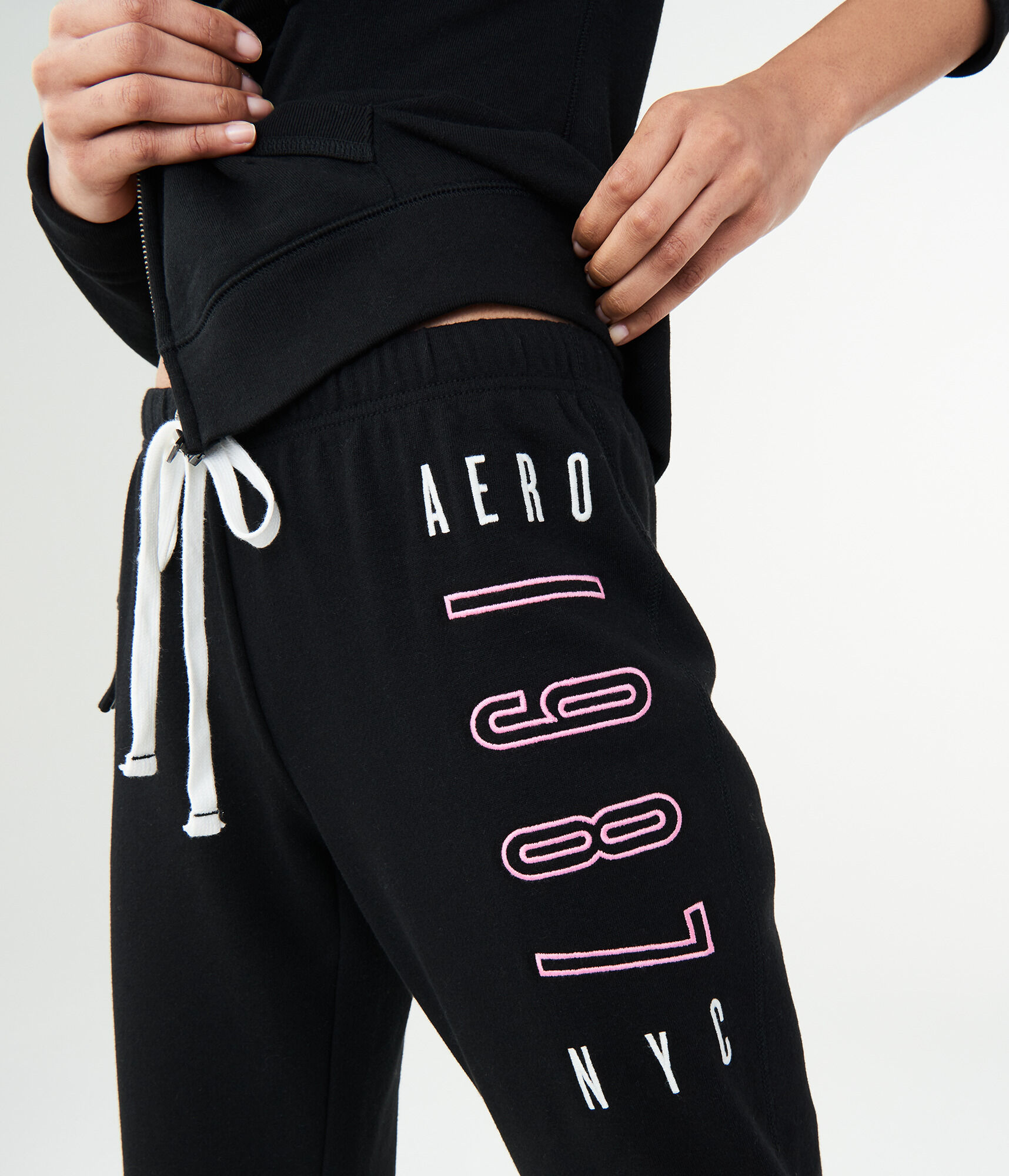 Aero 1987 NYC Classic Cinch Sweatpants