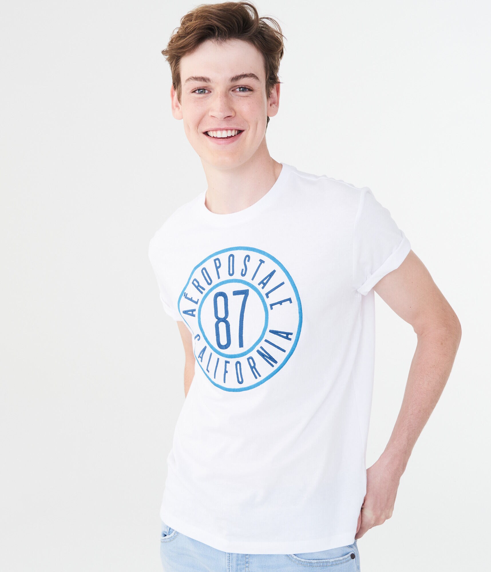 Aeropostale California Circle Logo Graphic Tee