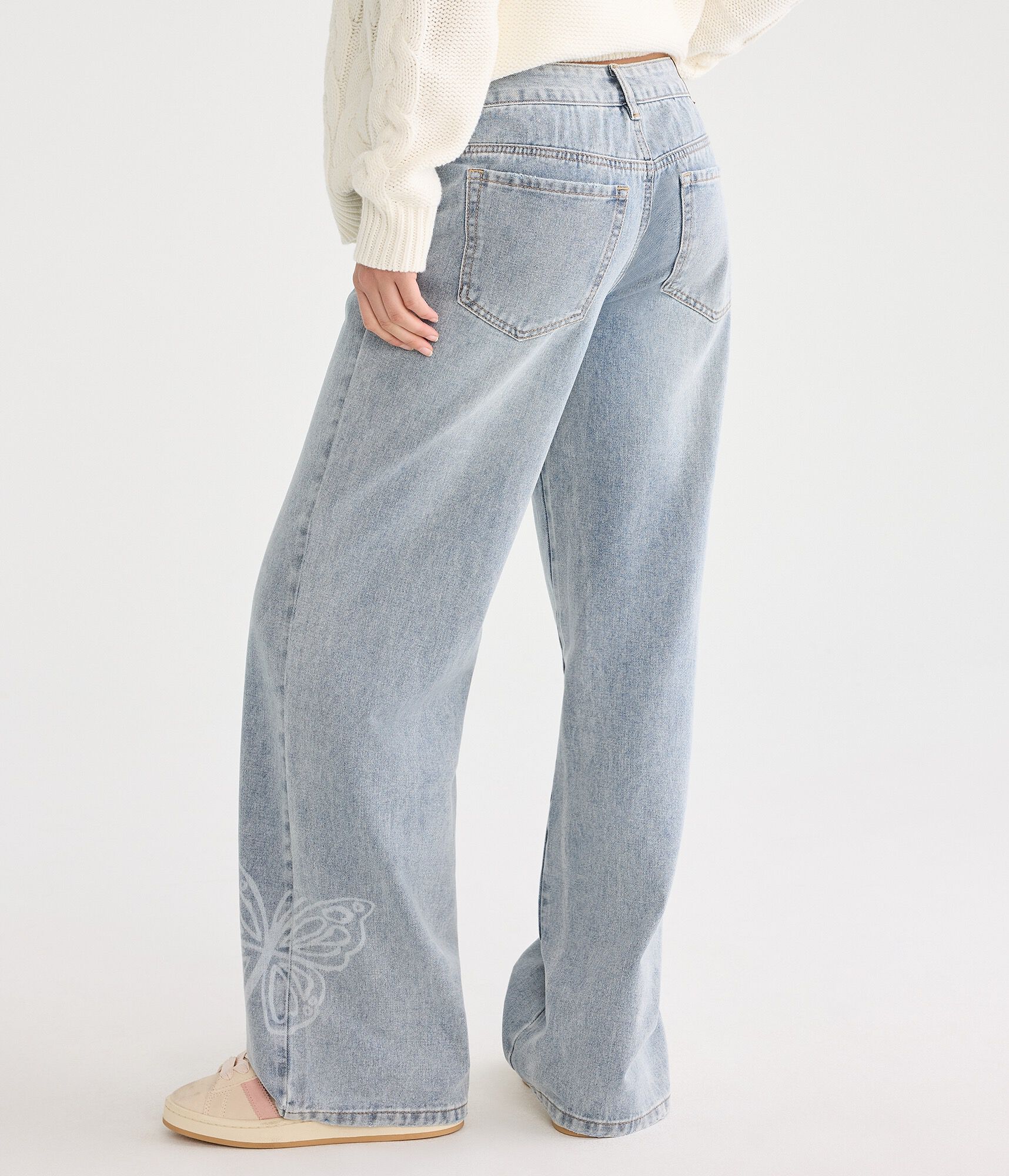 Low-Rise Baggy Wide Leg Butterflies Jean