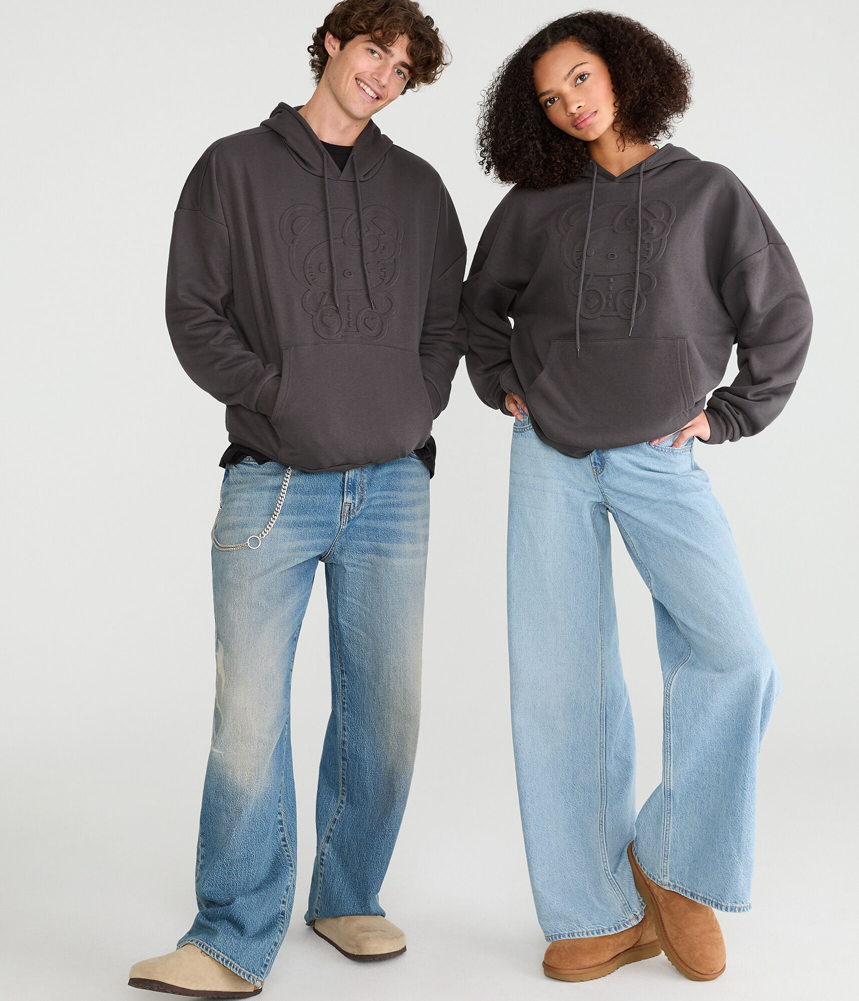 Hello Kitty | Aero Tonal Teddy Pullover Hoodie