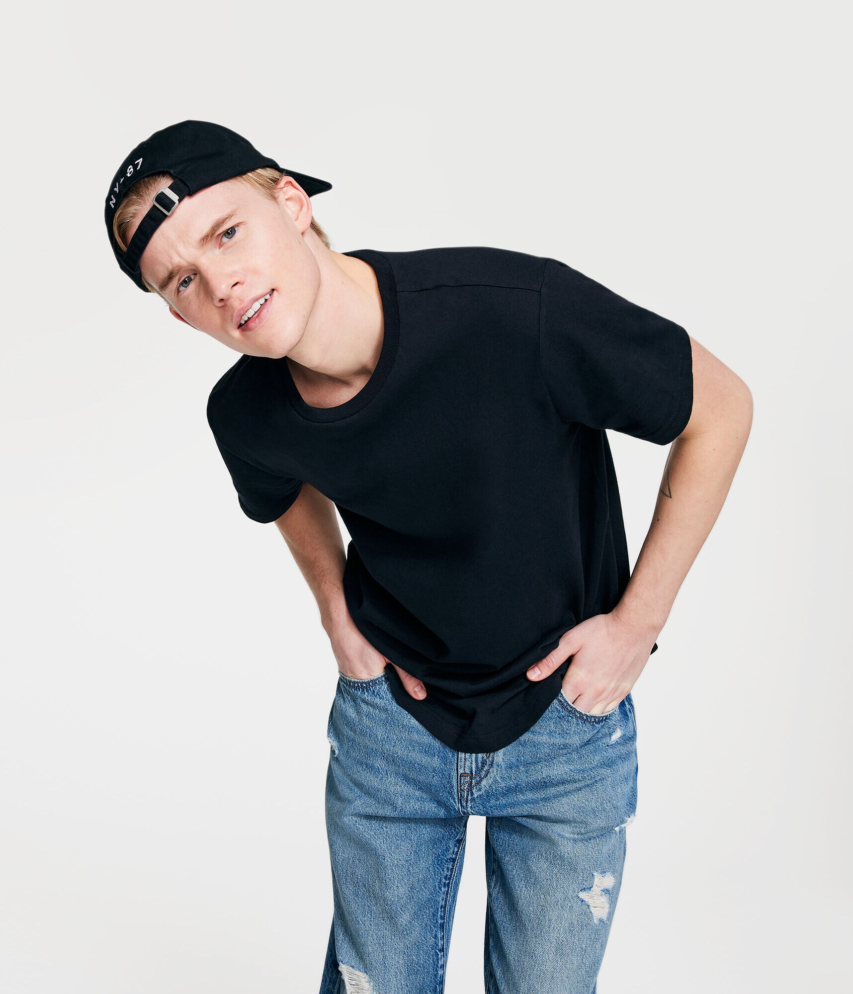 Solid Curved Hem Crew Tee