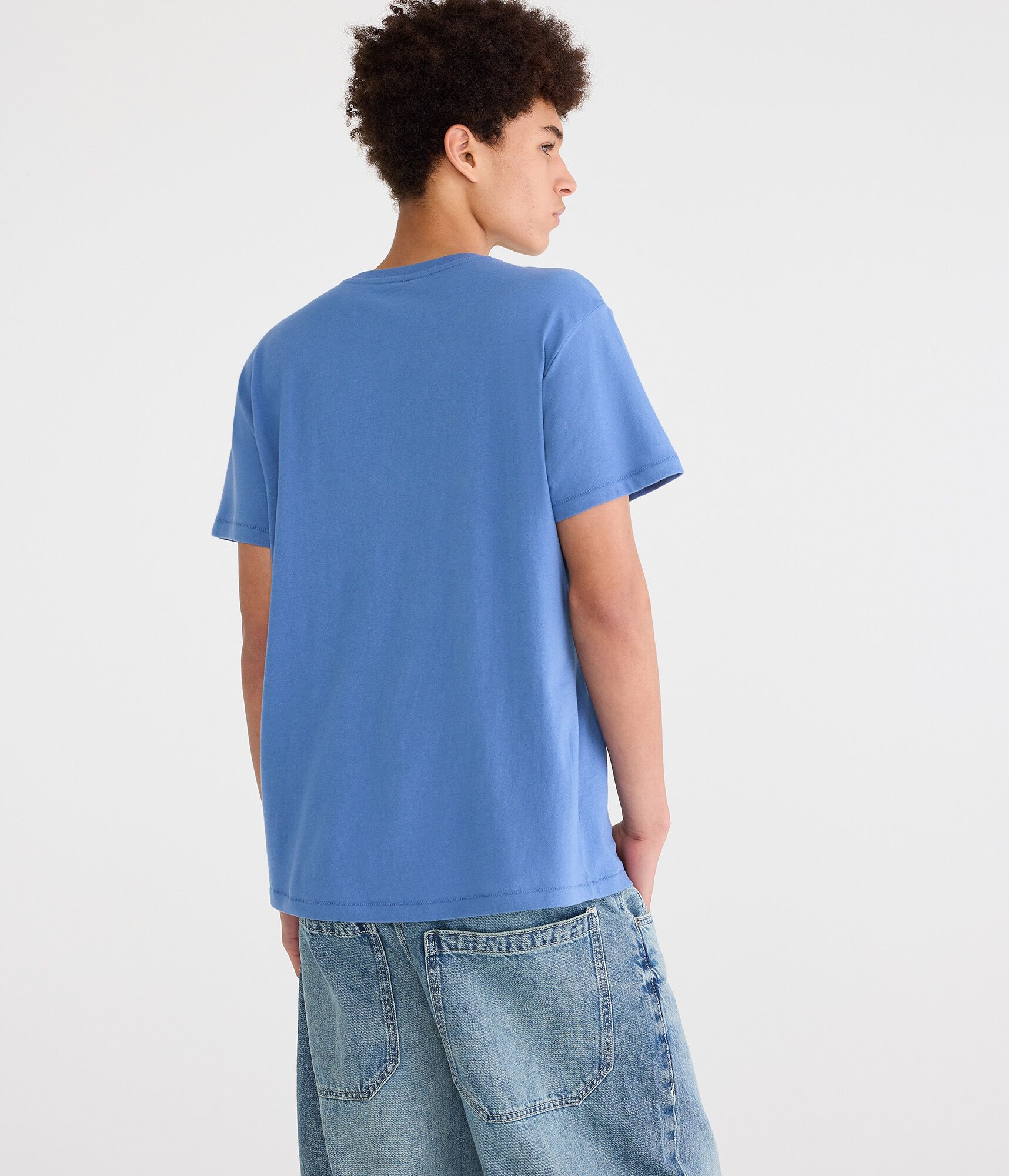 Aeropostale NYC Circle Appliqu&eacute; Graphic Tee