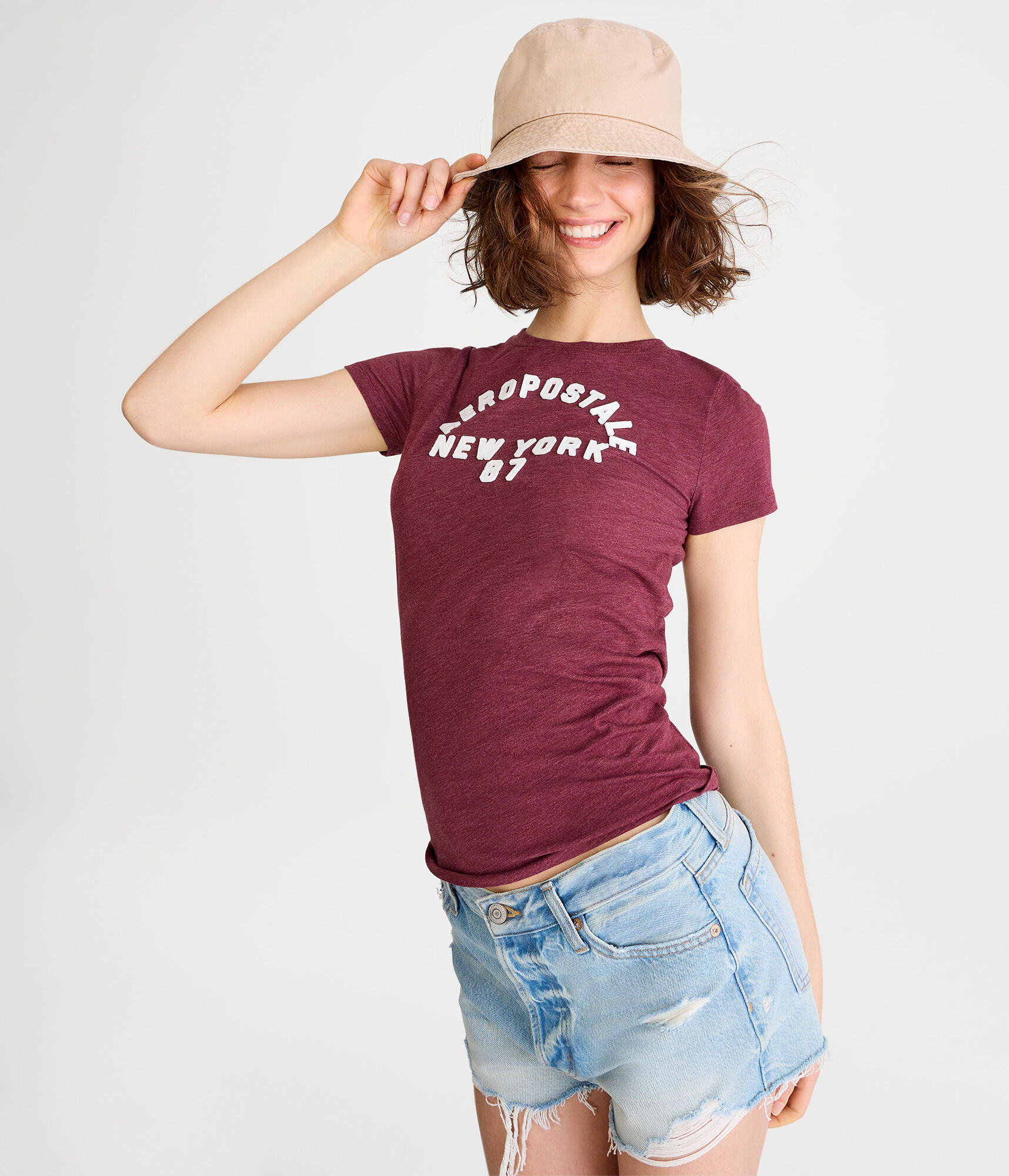 Aeropostale New York 87 Appliqu&eacute; Graphic Tee