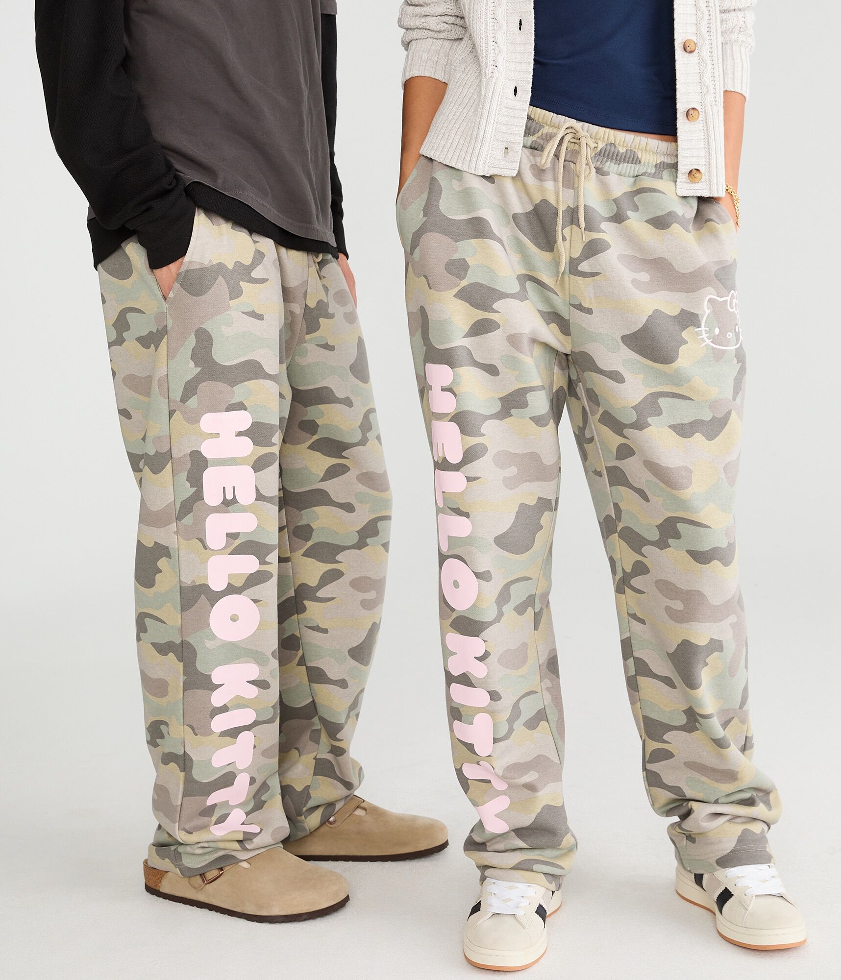 Hello Kitty | Aero Camo Straight Leg Sweatpants