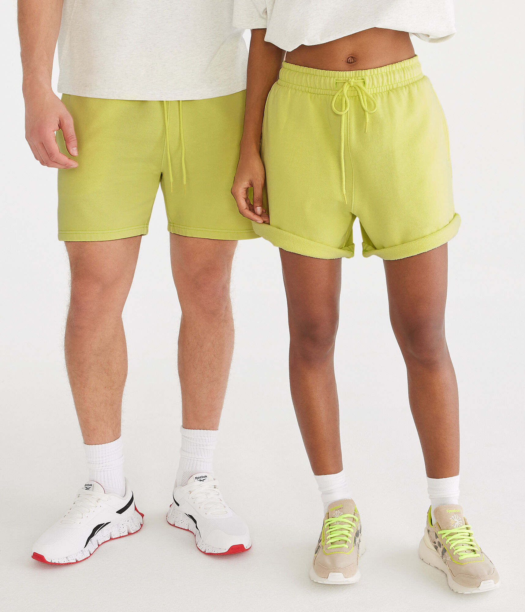 Essentials Solid Fleece Shorts 6"
