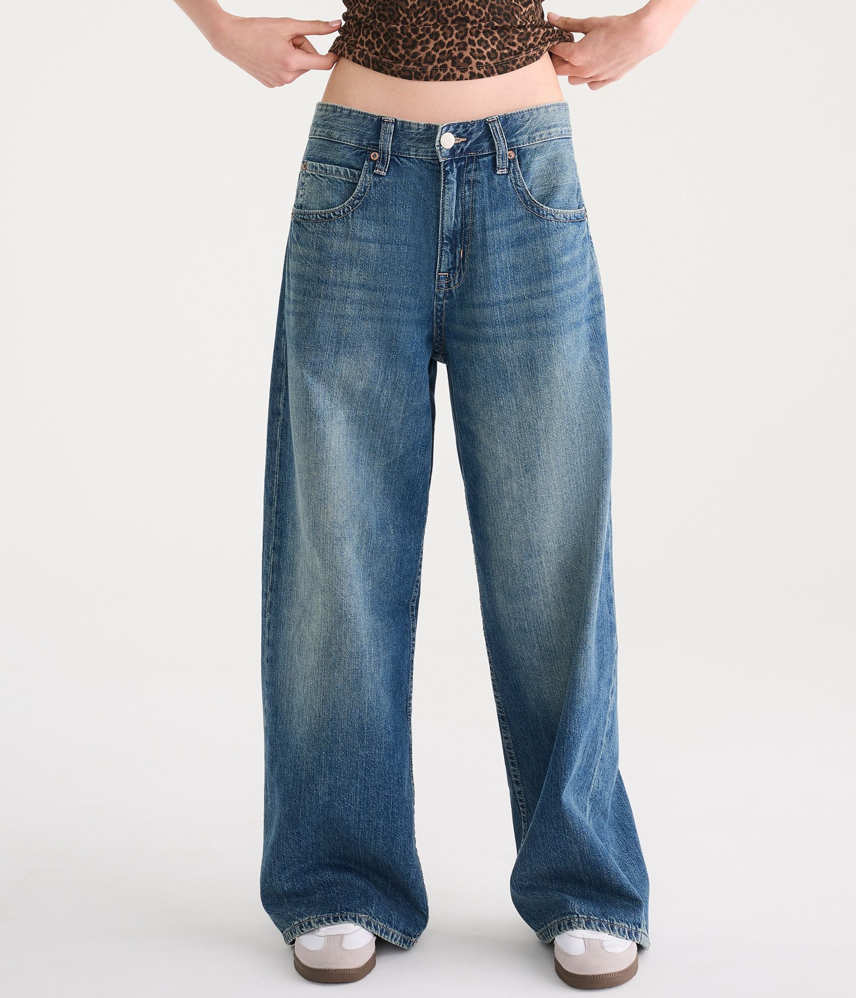 D&eacute;j&agrave; For Aero Low-Rise Super Baggy Leopard Waistband Jean