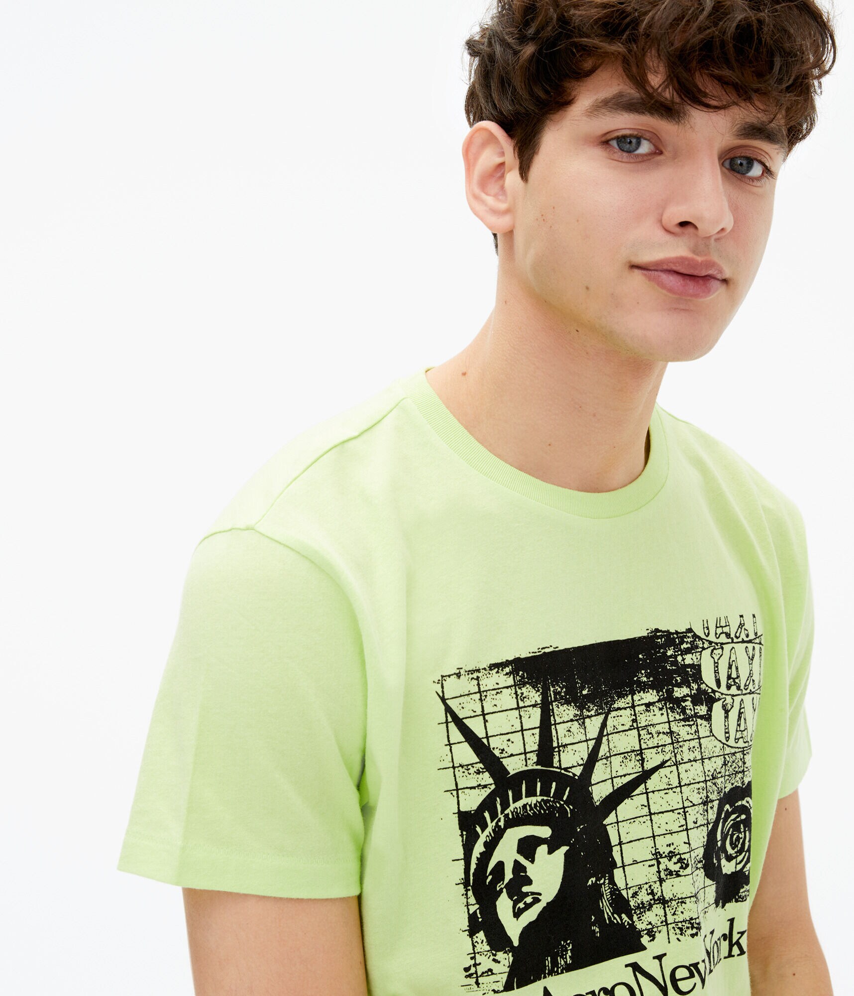 Aero New York Liberty Rose Graphic Tee