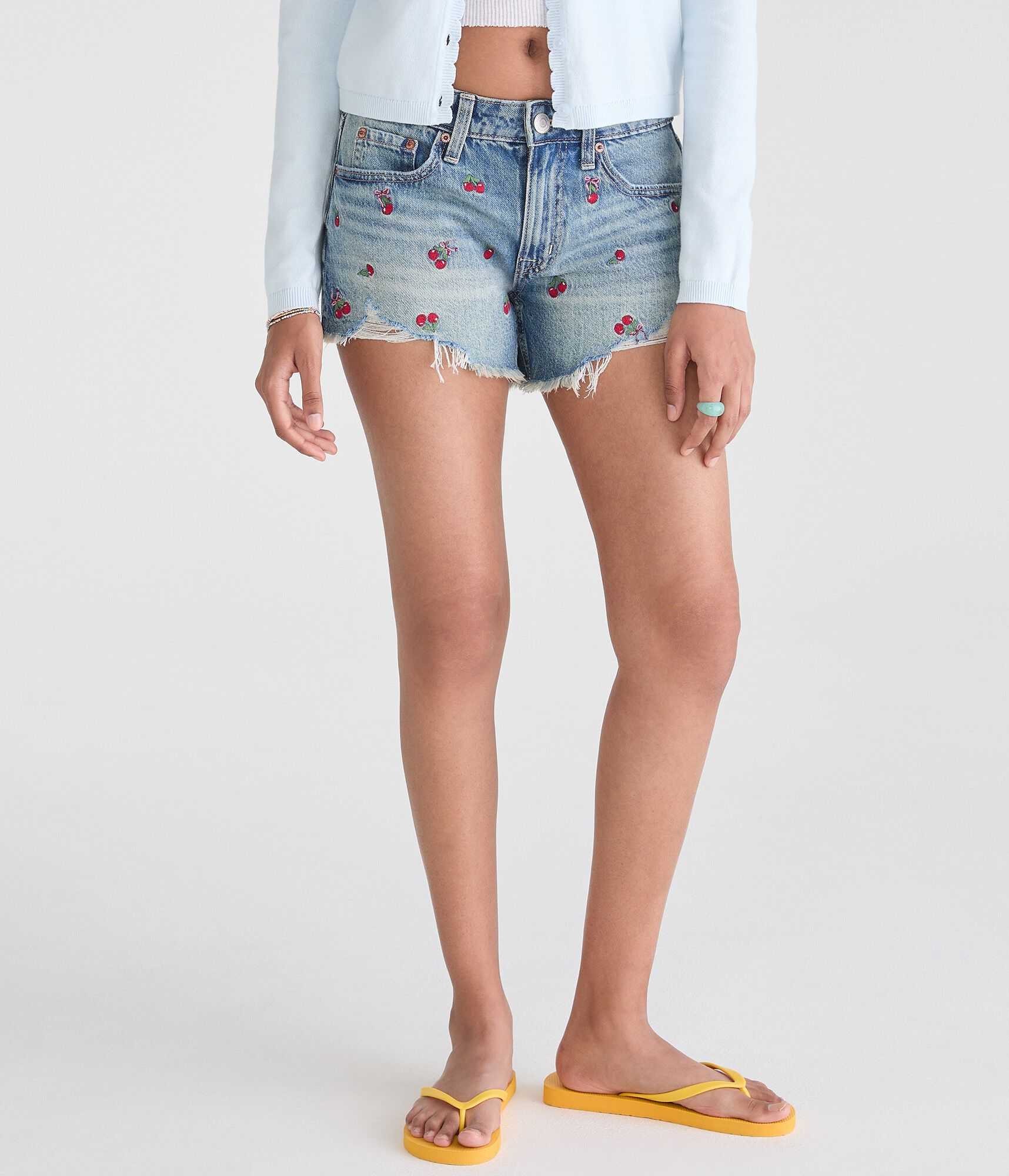 Low-Rise Baggy Denim Shorts 4"