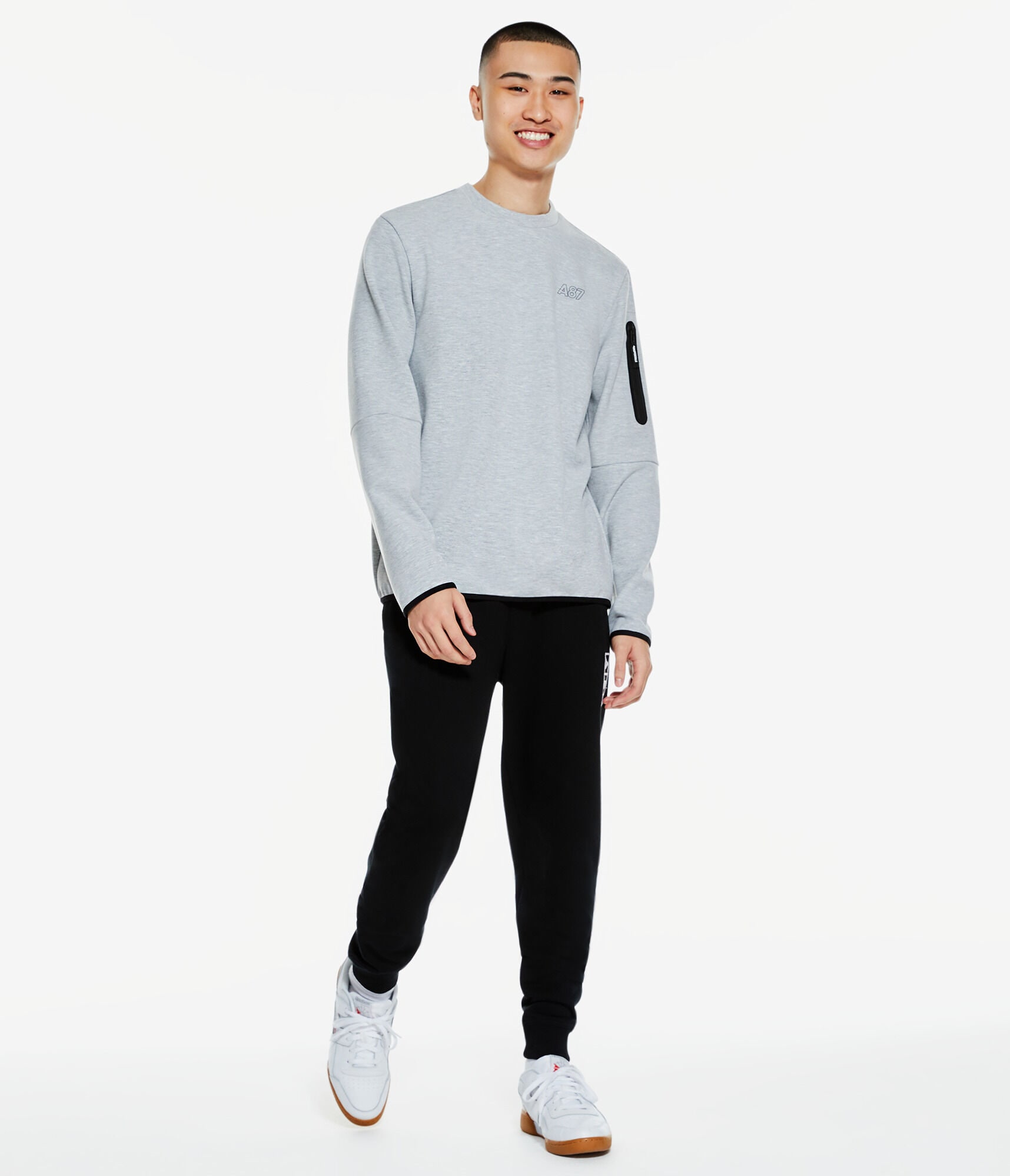 60711253_052_alt1.jpg?sw=2000&