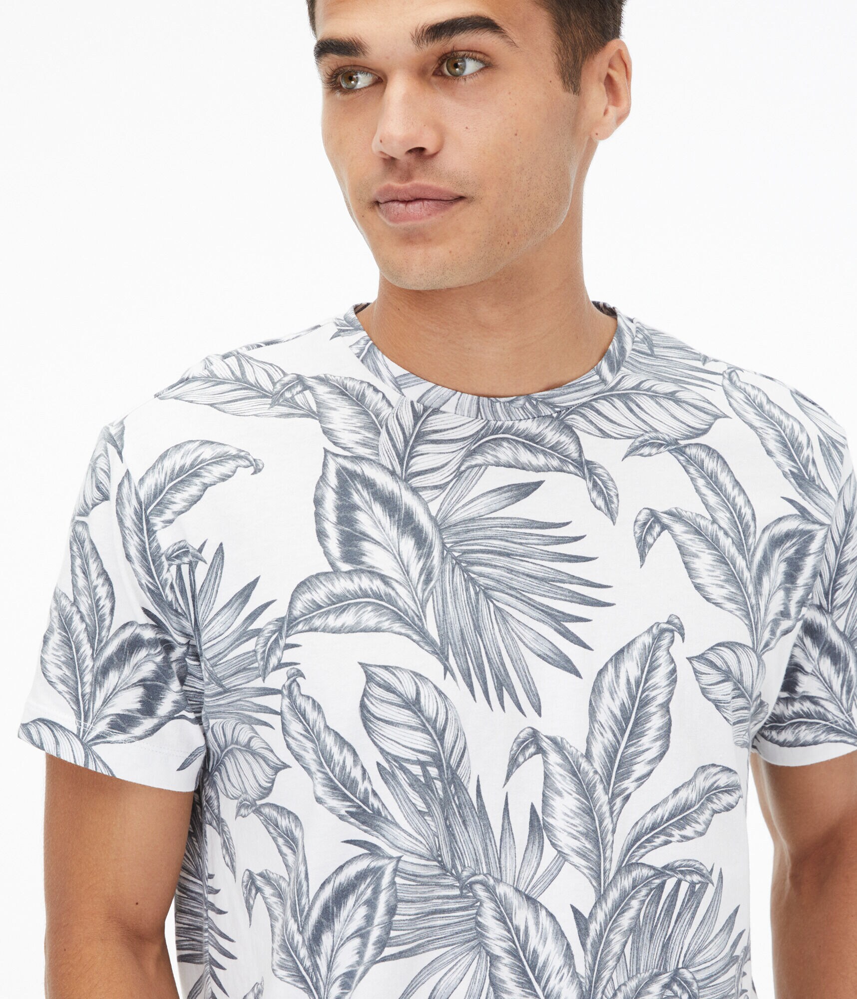 Tonal Tropical Graphic Tee***