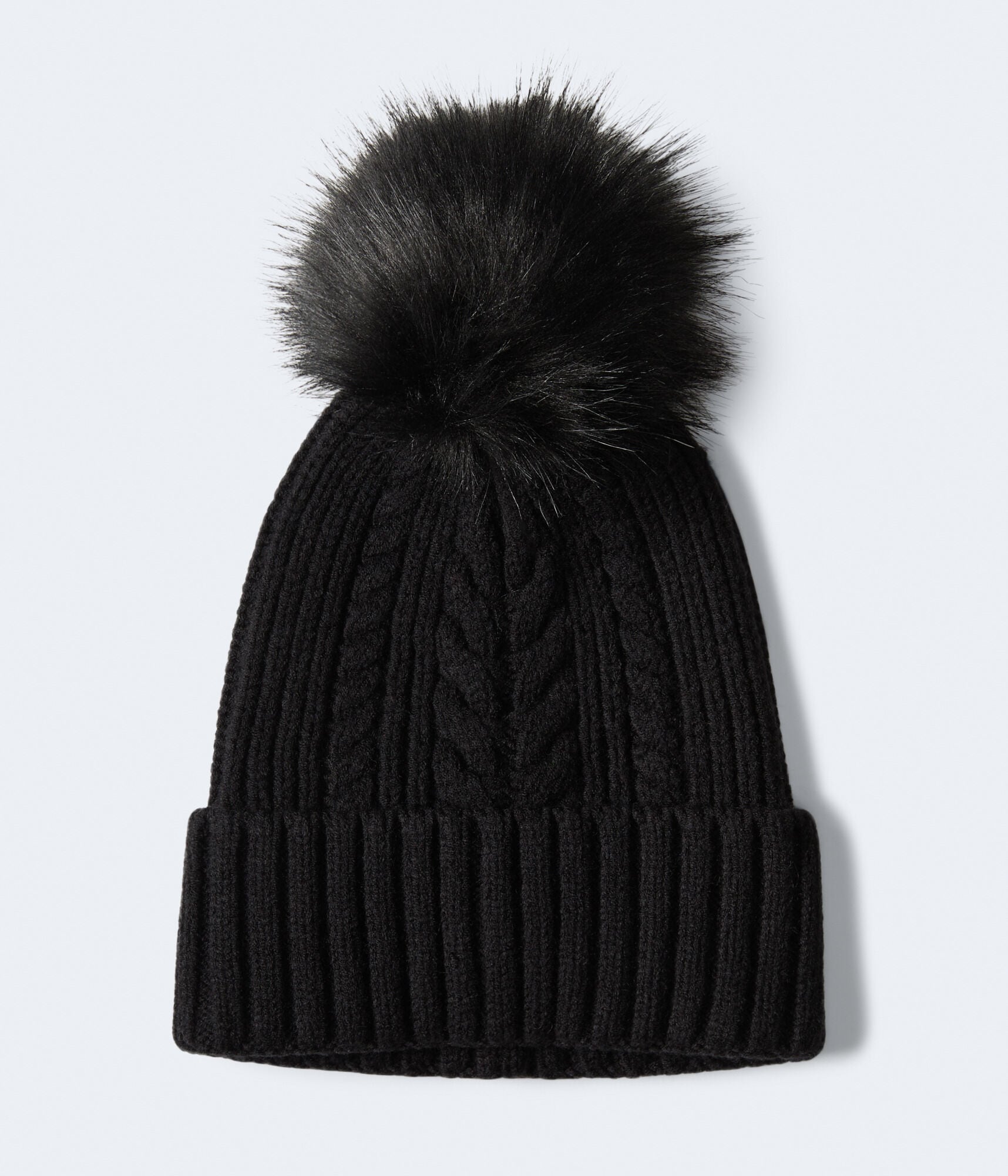 Cable Knit Pom Beanie