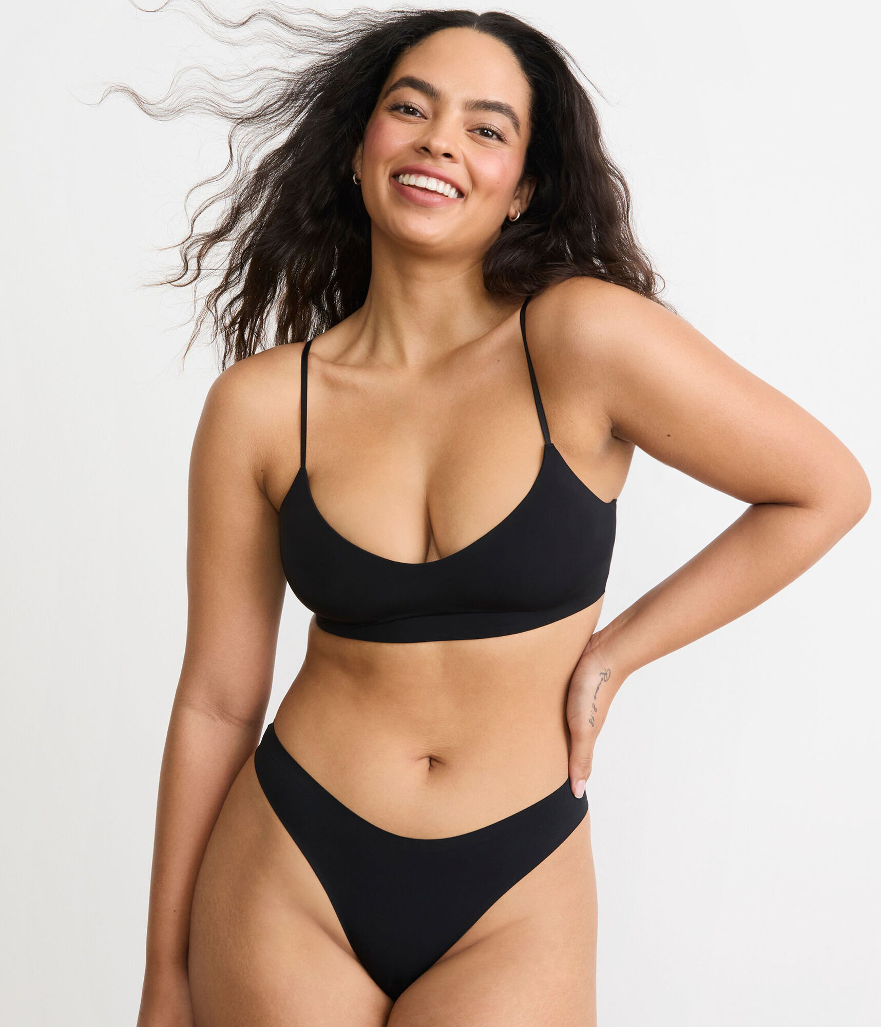 Seriously Soft Contour V-Neck Bra