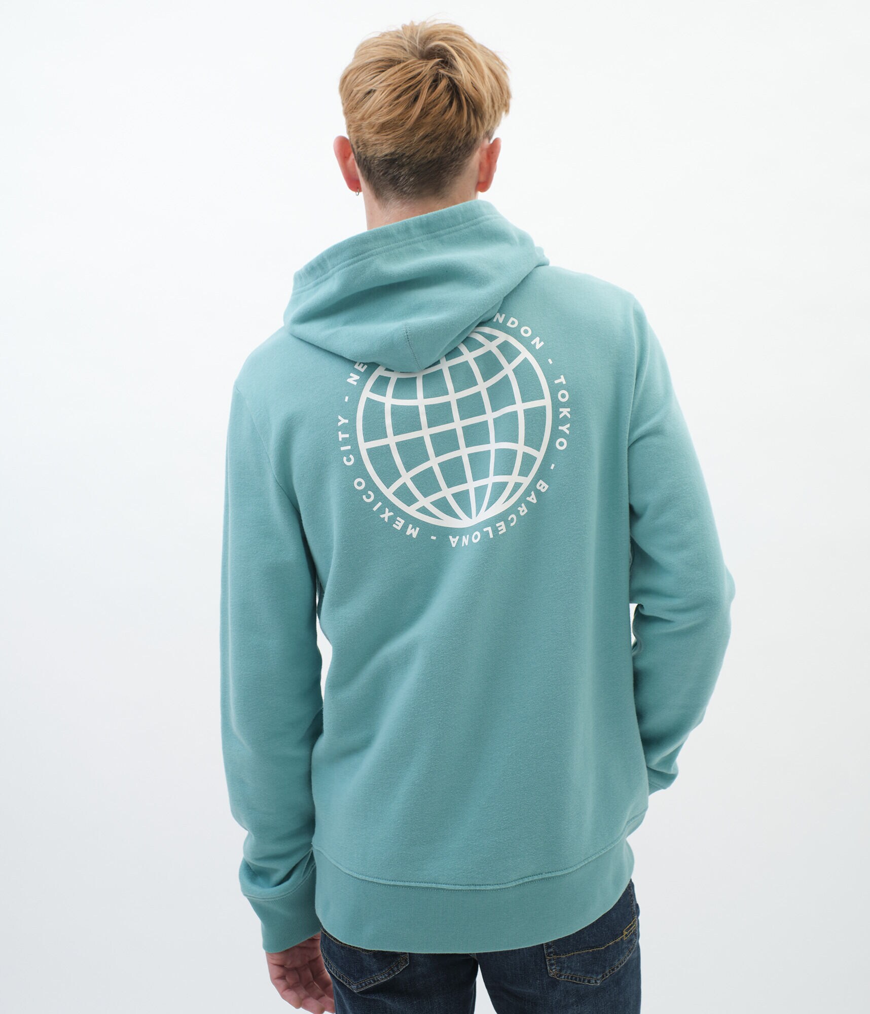 Global Traveler Pullover Hoodie***