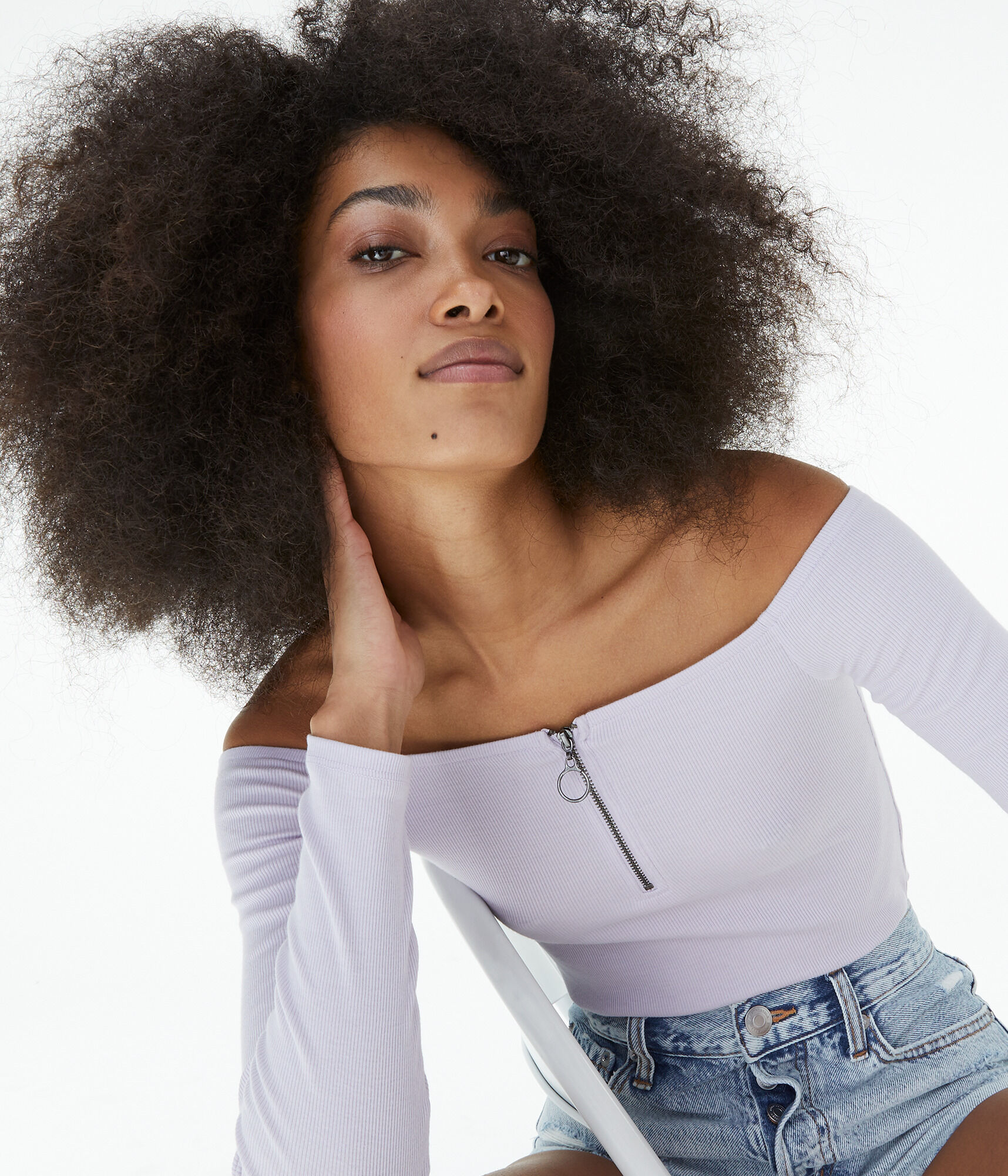 Long Sleeve 1/4-Zip Off-The-Shoulder Bodycon Top***