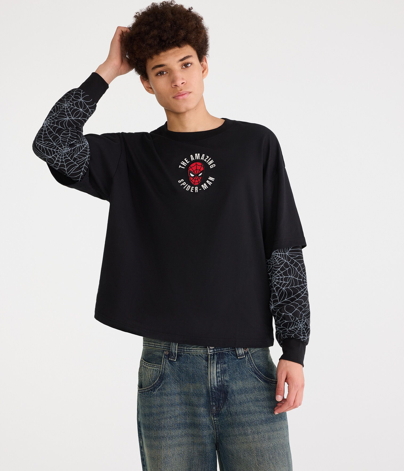 Marvel | A&eacute;ropostale Long Sleeve Spider-Man Spiderwebs Boxy 2Fer Tee