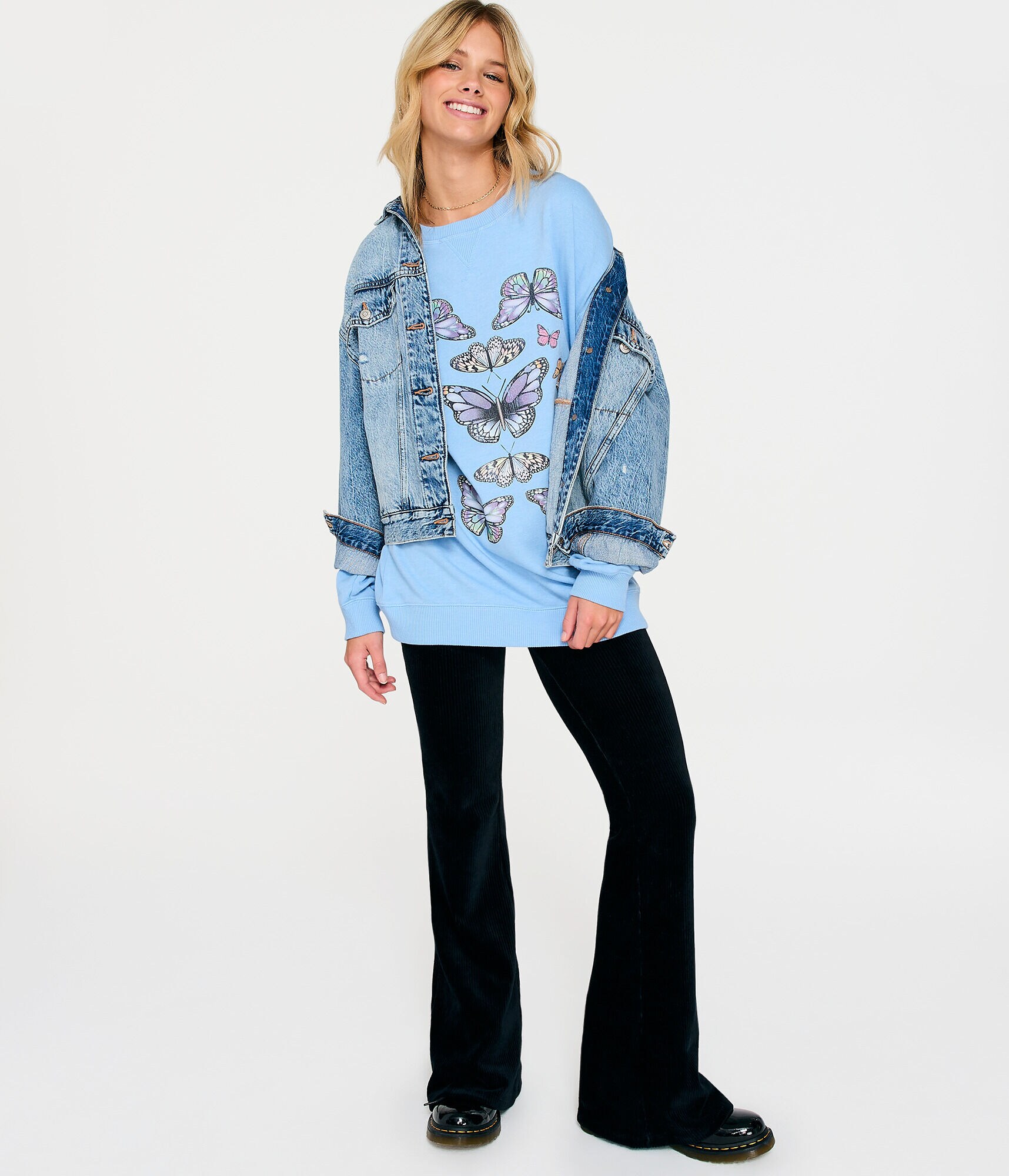 トレーナー スウェット Butterfly embroidery dropped shoulder sweatshirt レディース 71j5O8rRbSL._AC_SX569_.jpg