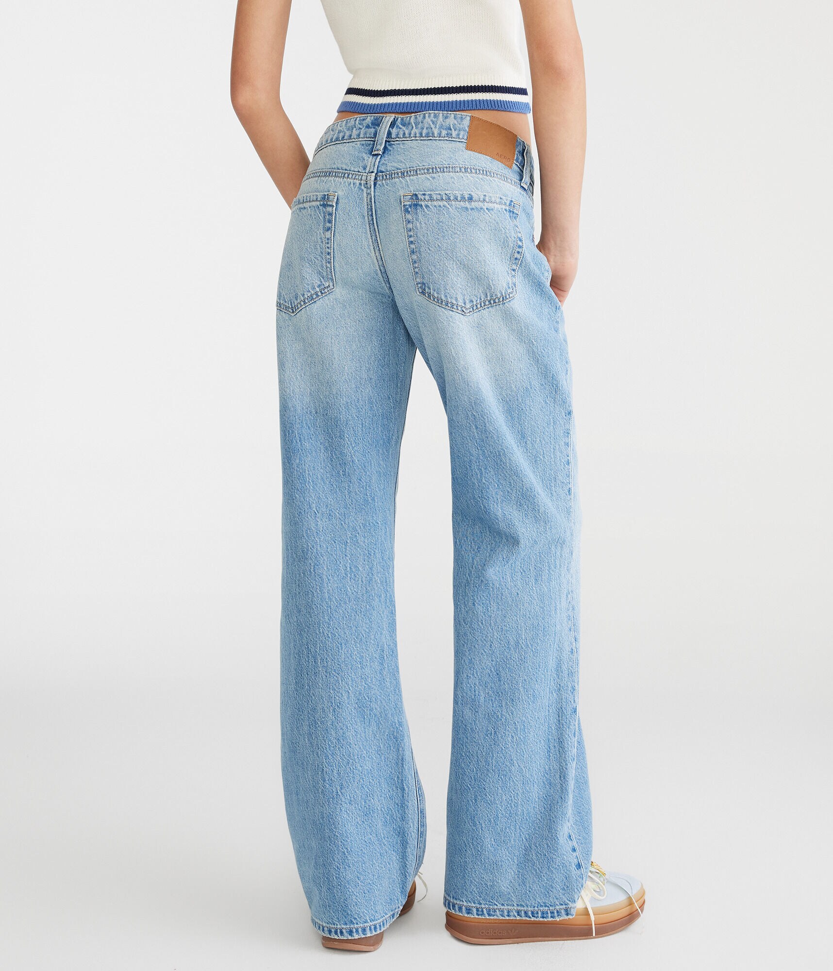 Low-Rise Baggy Flare Jean