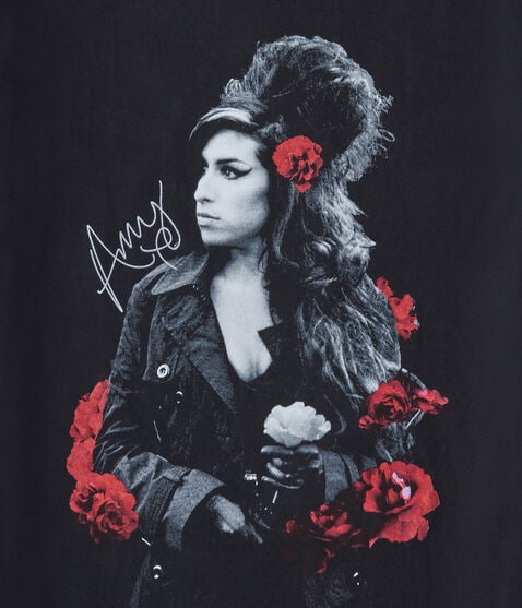 Amy Winehouse Oversized Graphic Tee Amy Winehouse Oversized Graphic Tee