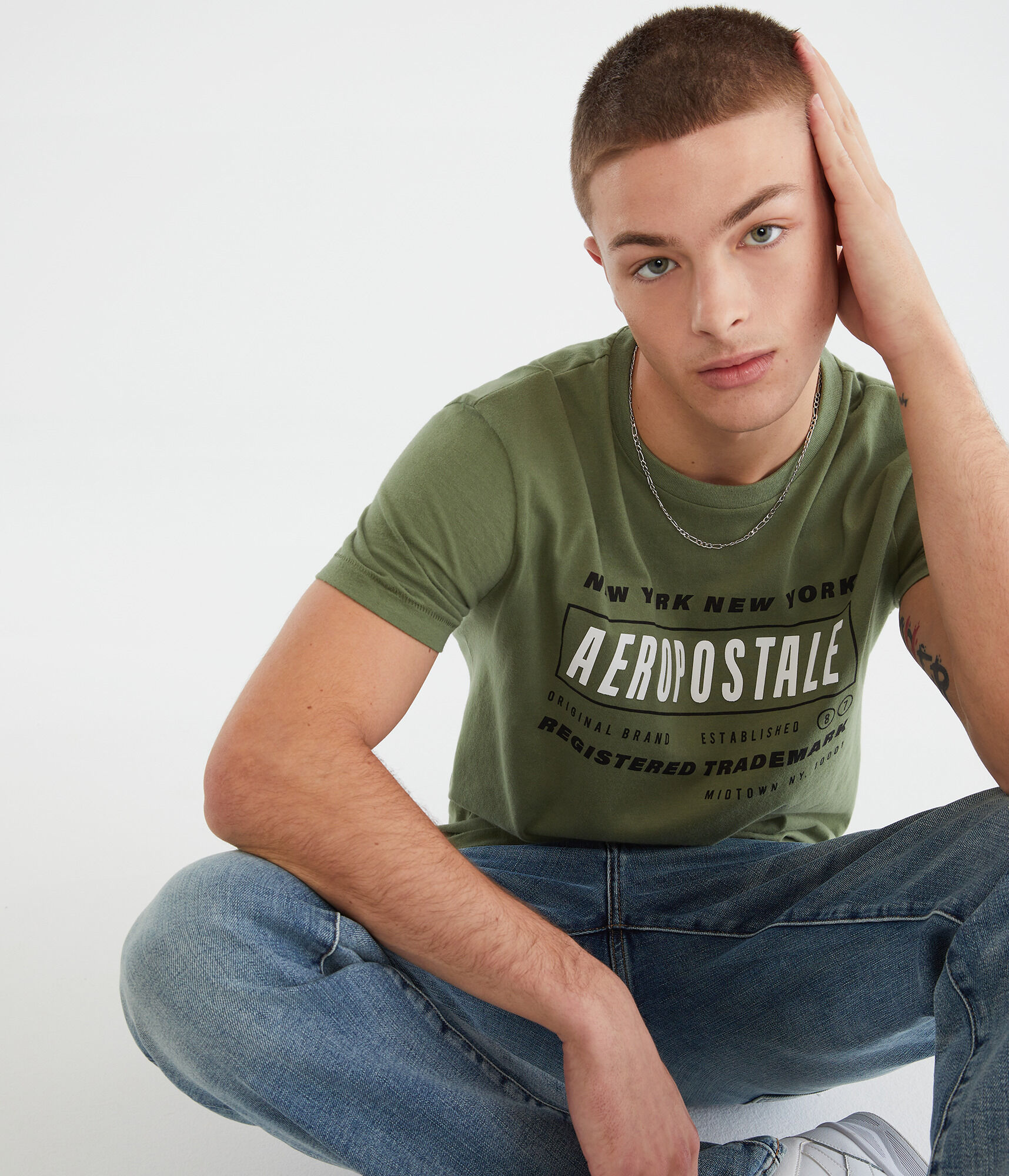 Aeropostale New York Box Logo Graphic Tee