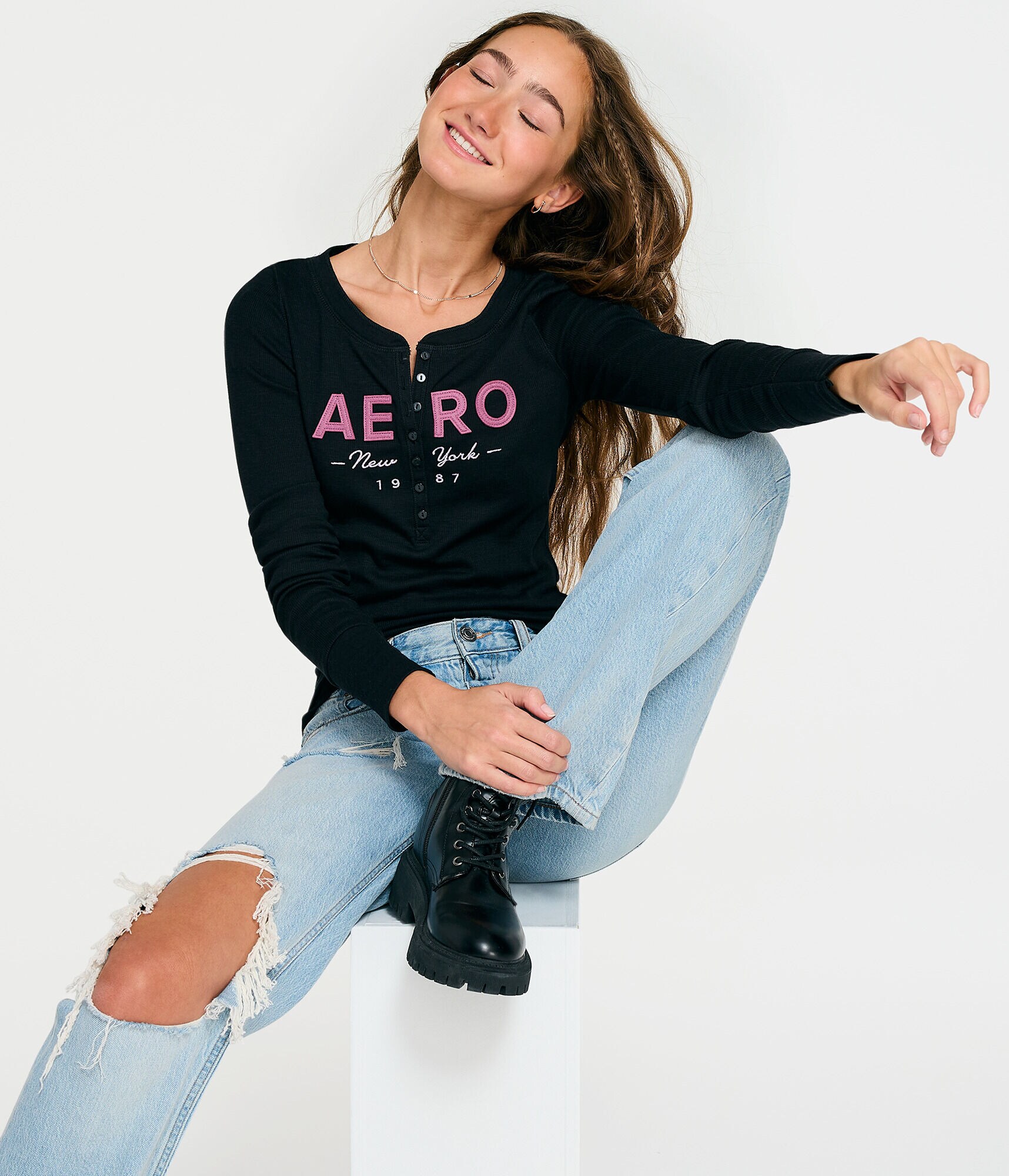 Long Sleeve Aero New York Graphic Henley