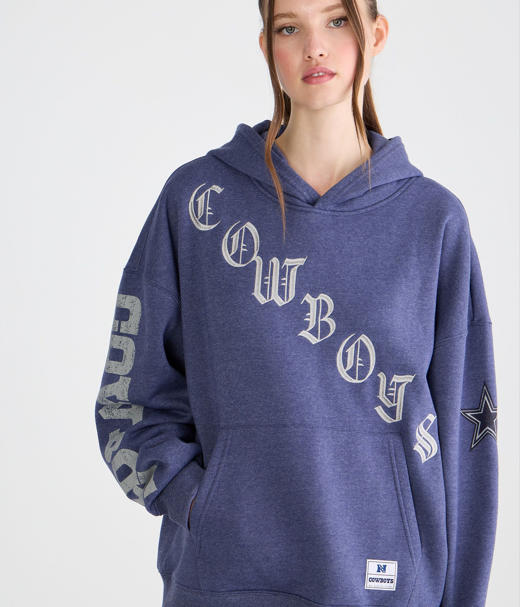Dallas Cowboys Embroidered Pullover Hoodie
