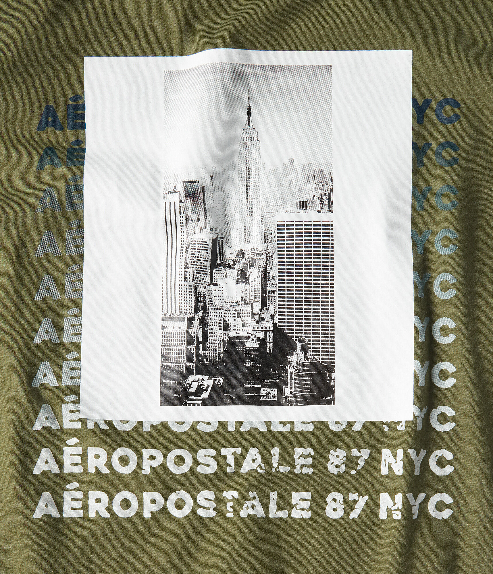 Aeropostale 87 NYC Graphic Tee***