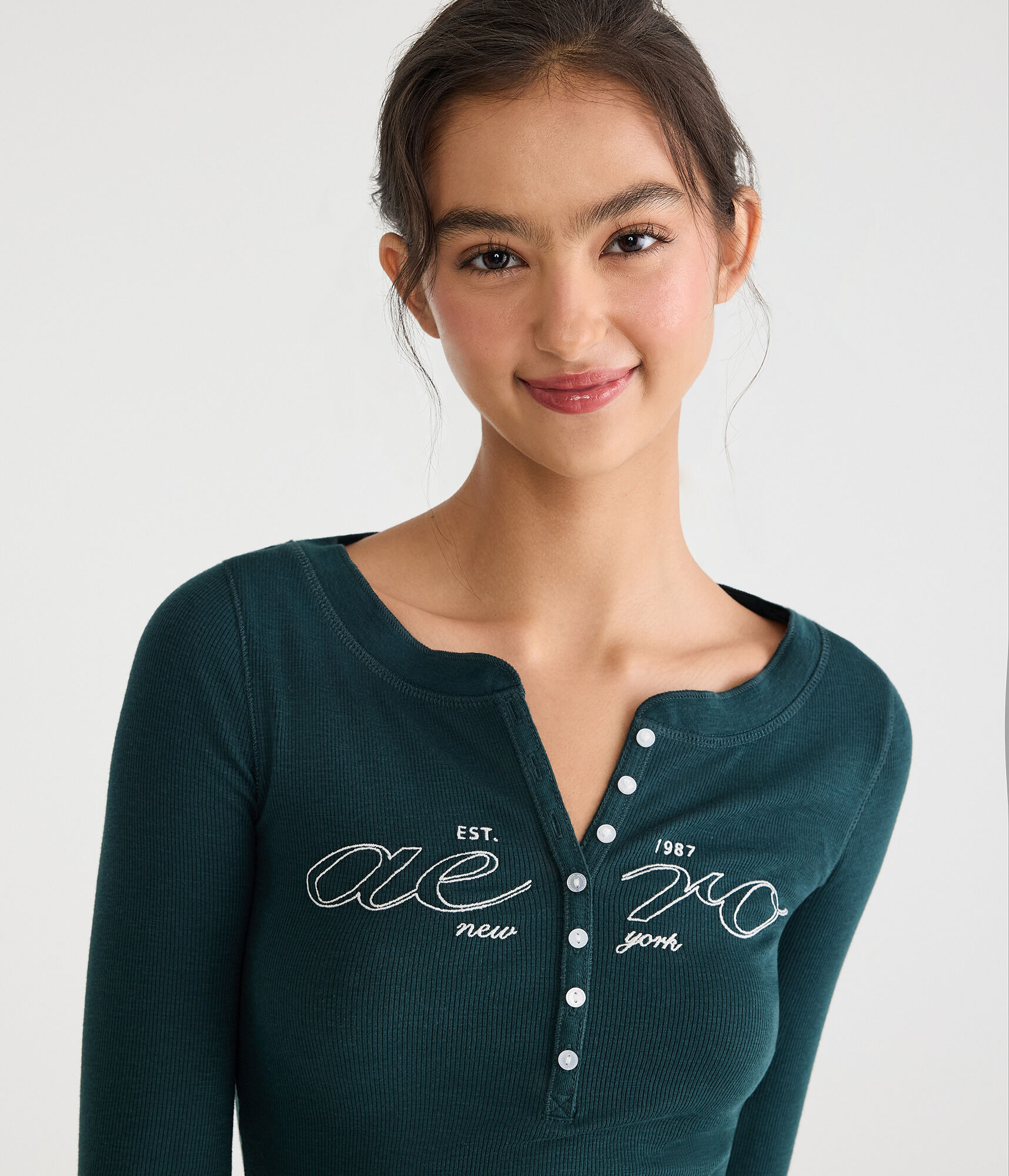 Long Sleeve Aero Logo Graphic Henley