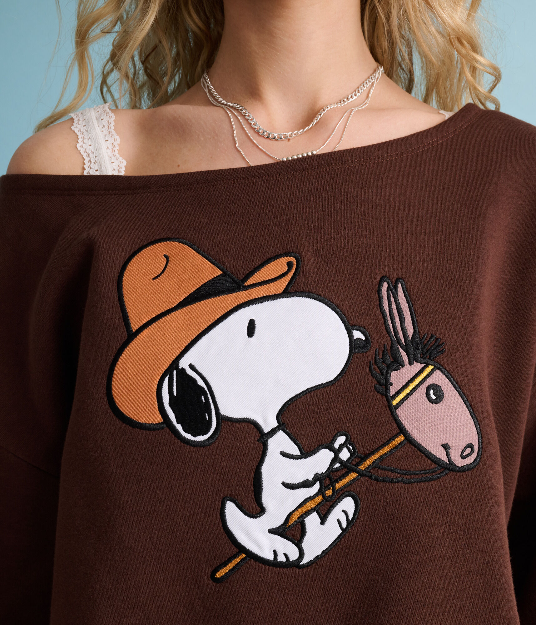 Peanuts® | Aéropostale Western Snoopy Horsin' Around Off-The-Shoulder Sweatshirt