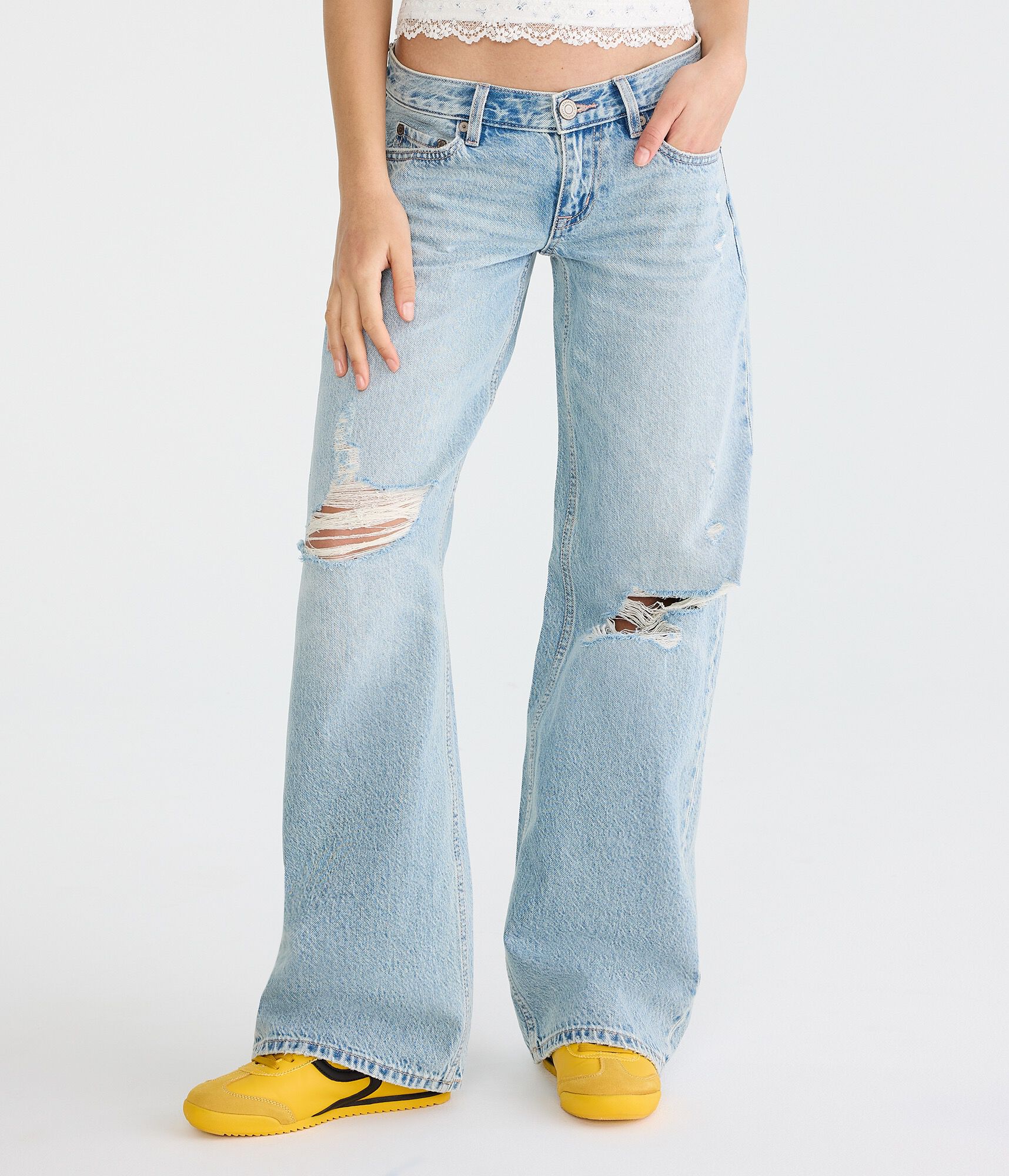 Super Low-Rise Baggy Wide Leg Jean