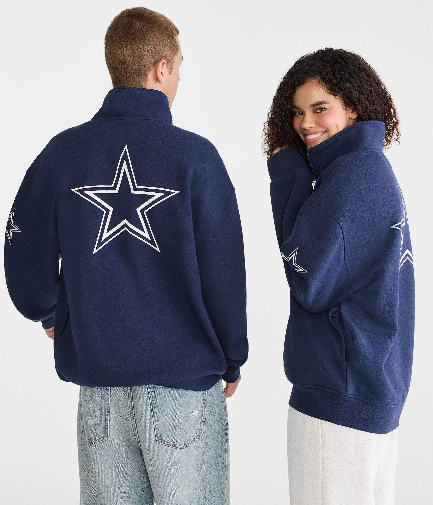 Dallas Cowboys Quarter-Zip Sweatshirt