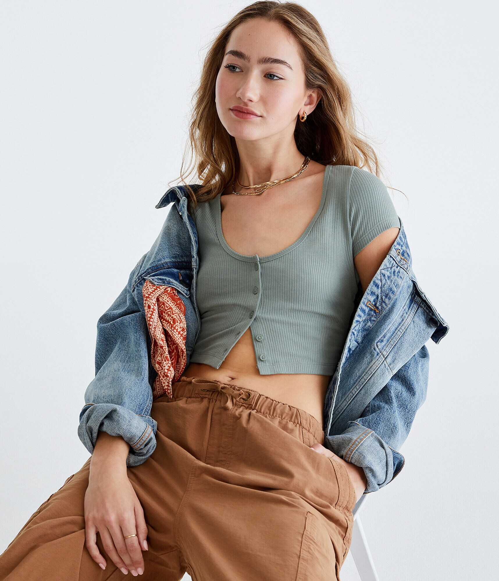 Buttoned Scoop-Neck Cardigan Tee