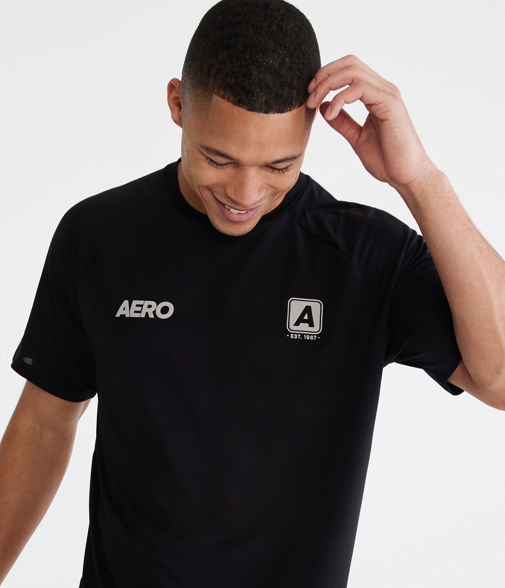 Aero Icon Raglan Tech Tee