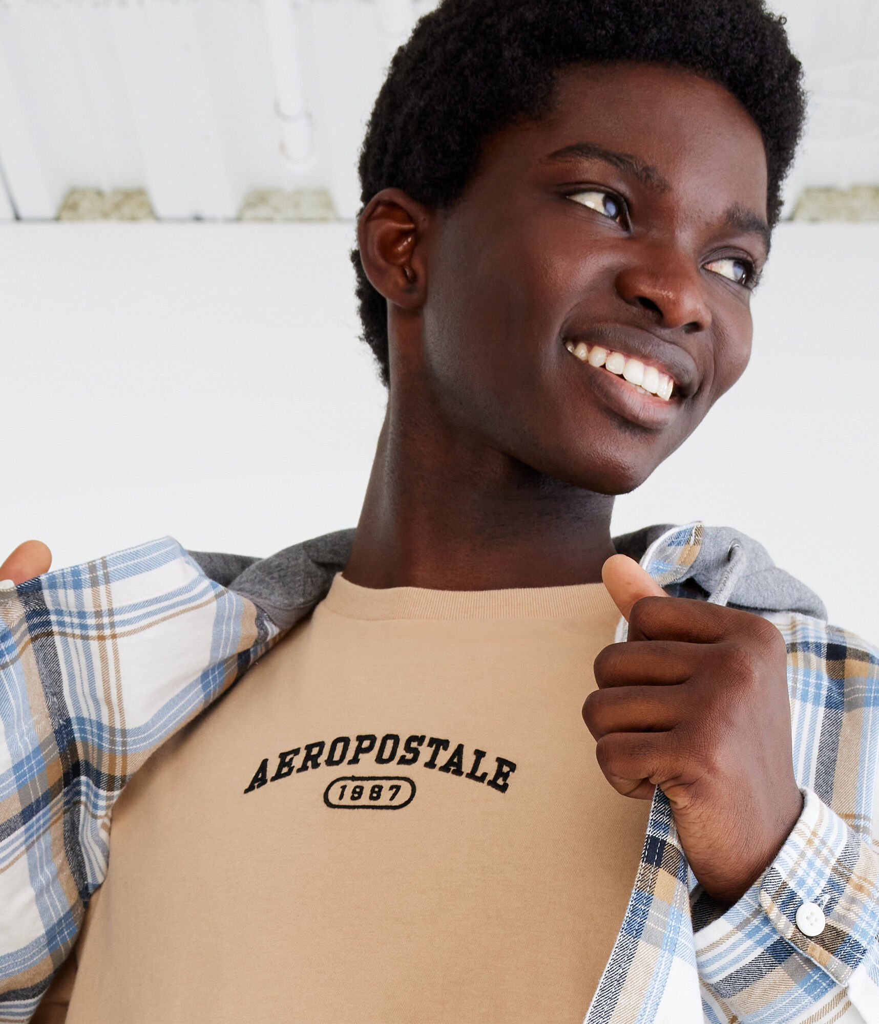 Aeropostale Small Arch Graphic Tee