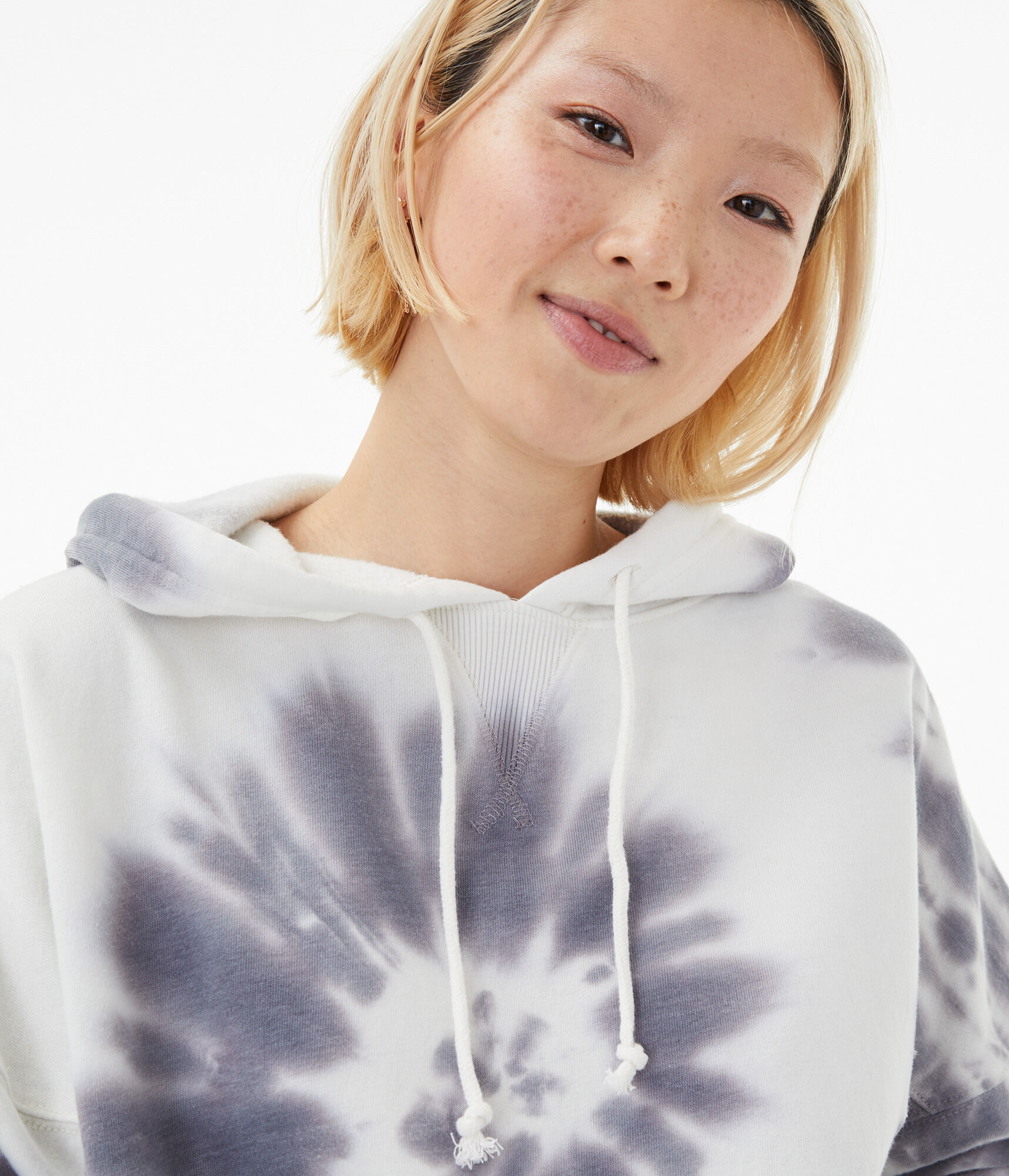 Tie-Dye Cropped Pullover Hoodie***
