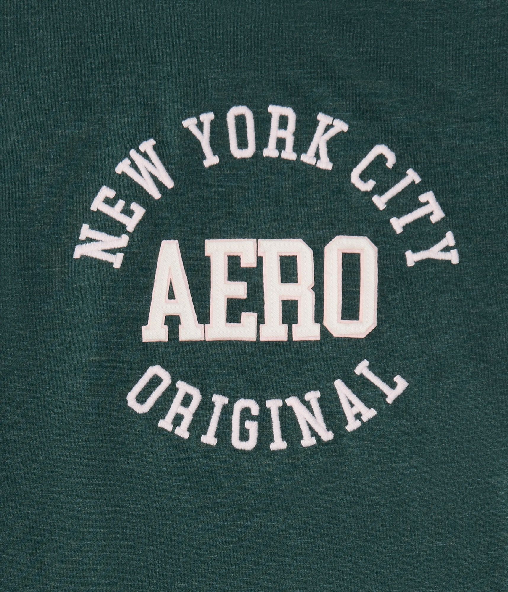 Aero NYC Circle Appliqu&eacute; Graphic Tee