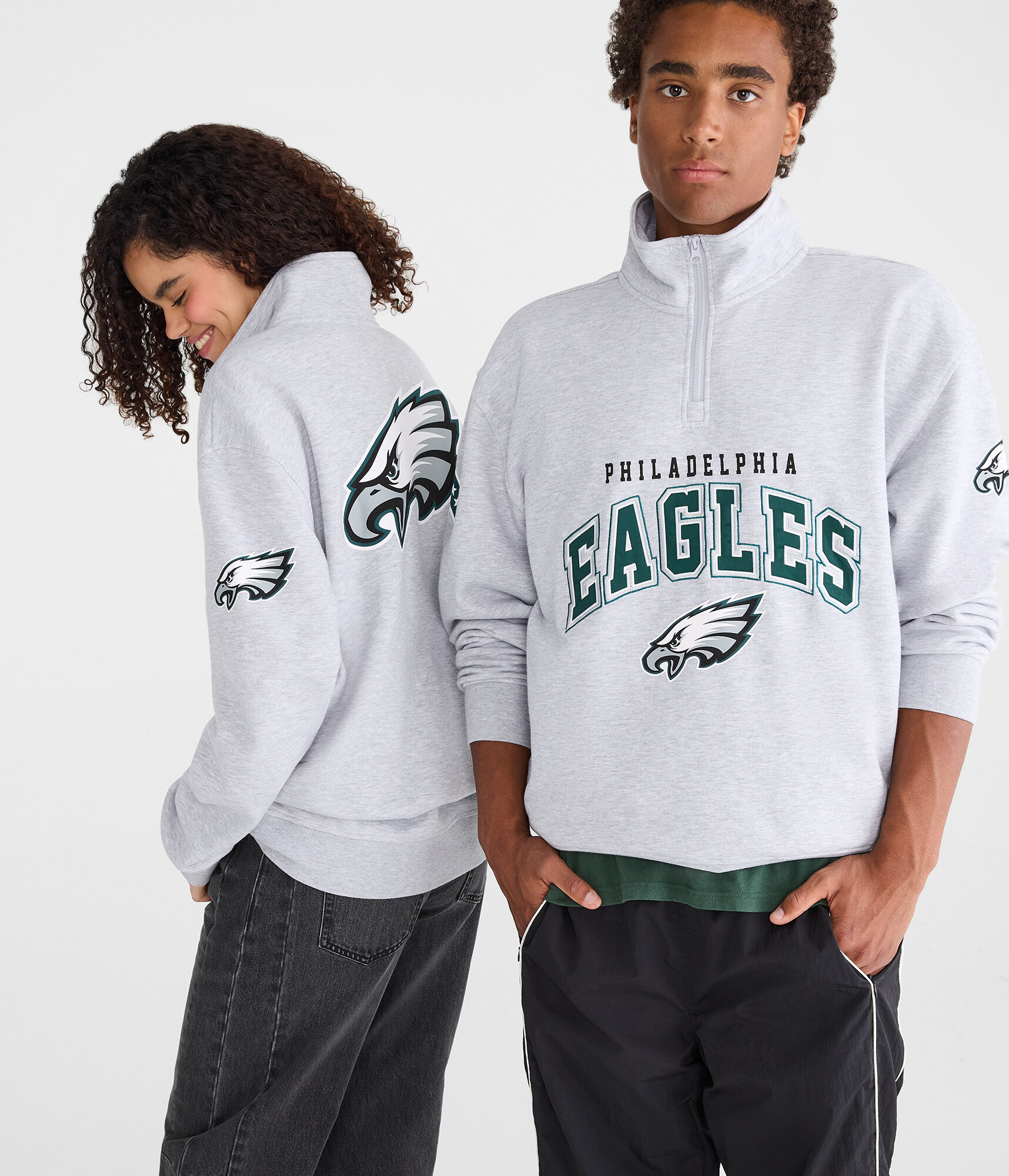 Philadelphia Eagles Quarter-Zip Sweatshirt