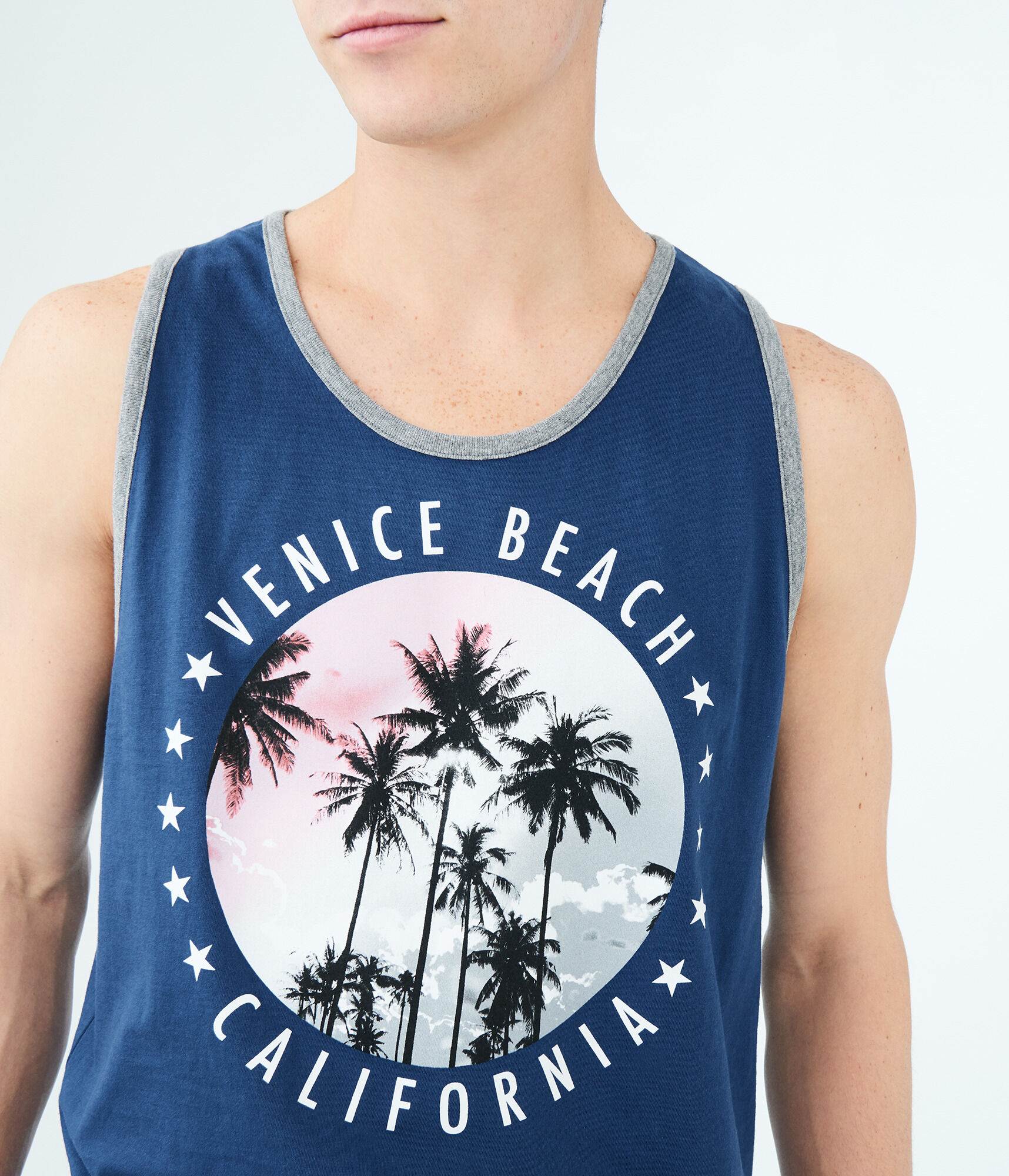 Venice Beach Tank