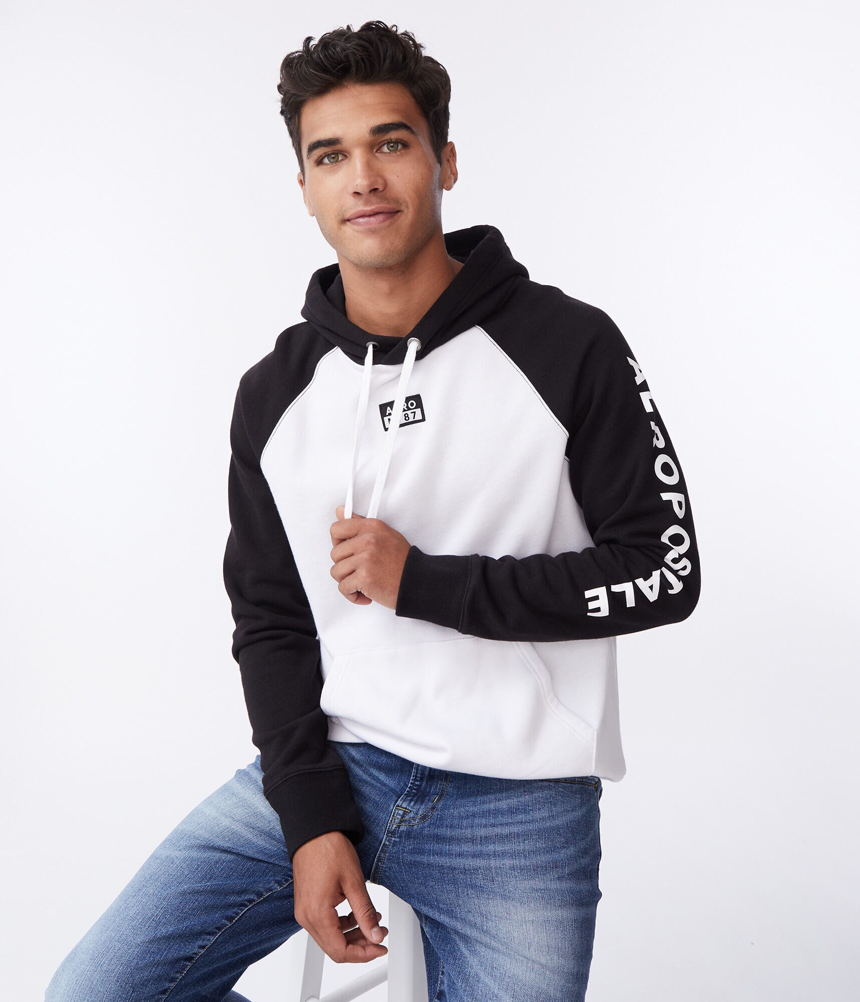 Aero NY 87 Box Logo Raglan Pullover Hoodie