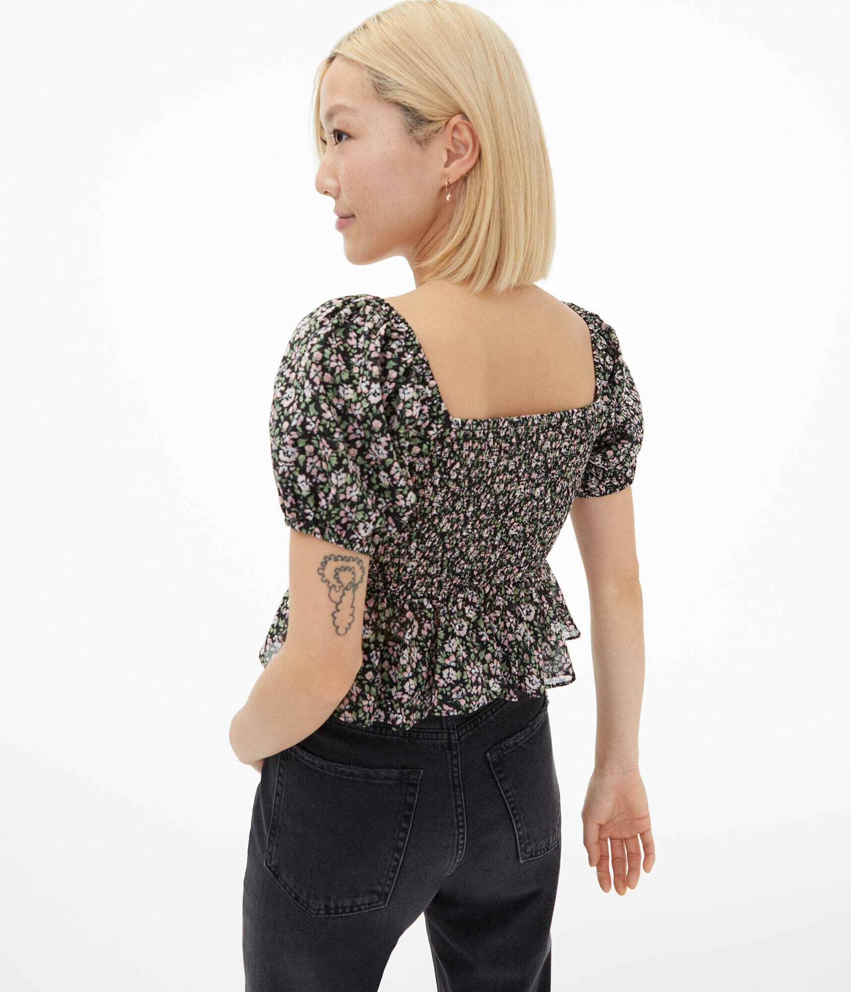 Floral Puff Sleeve Crop Top