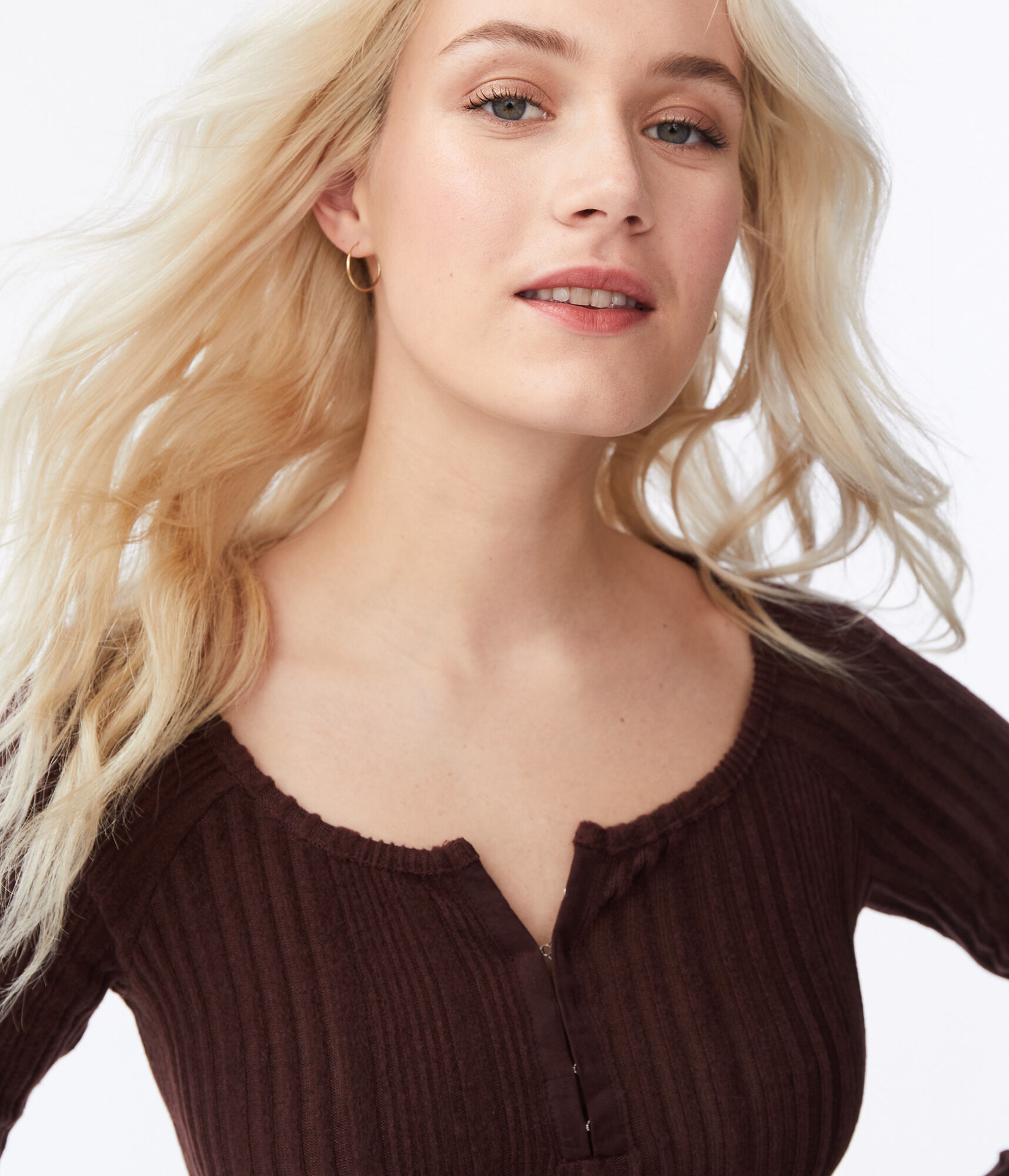 Long Sleeve Hook-And-Eye Shrunken Henley