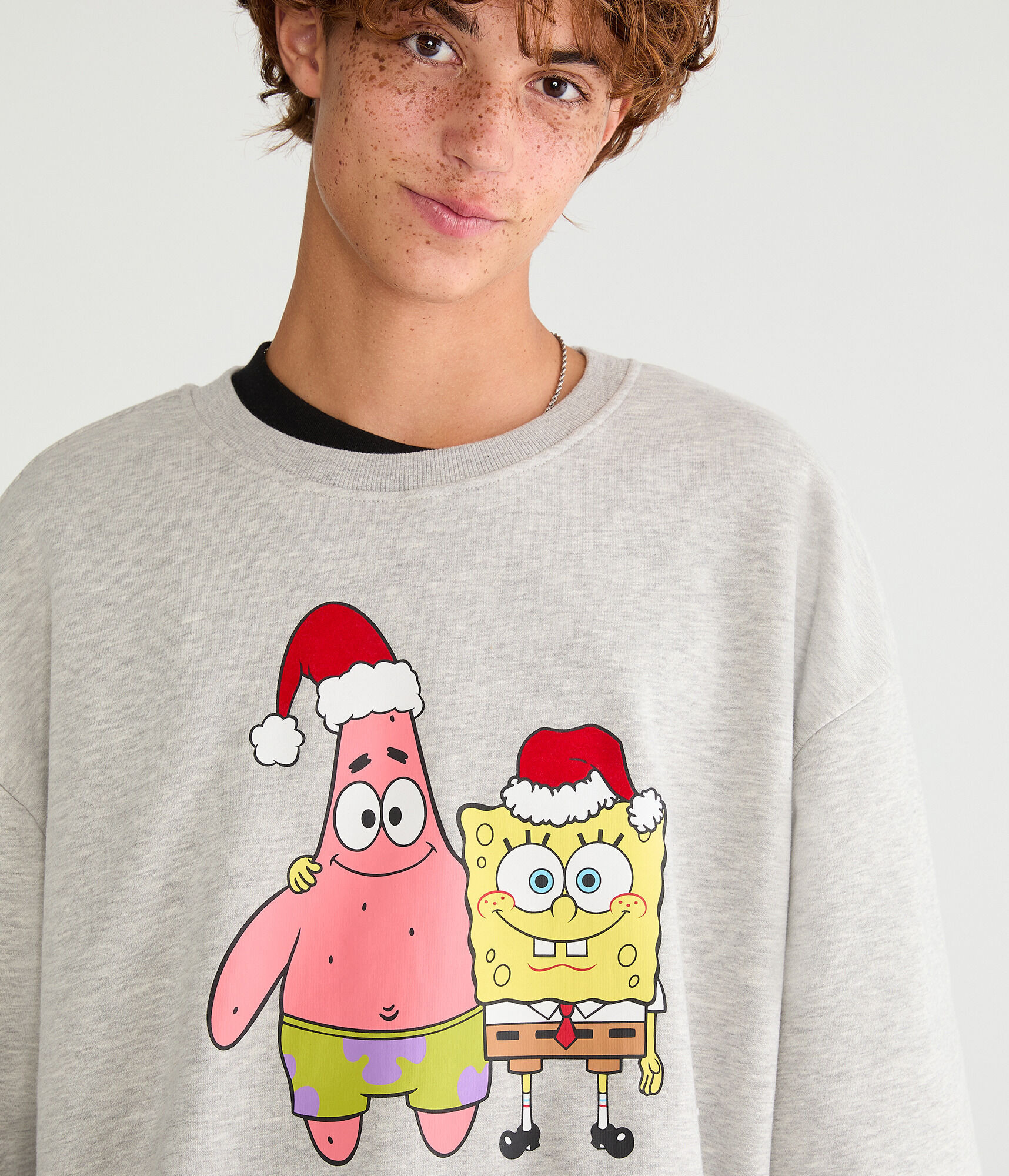 SpongeBob x Aero Christmas Hugs Oversized Crew Sweatshirt
