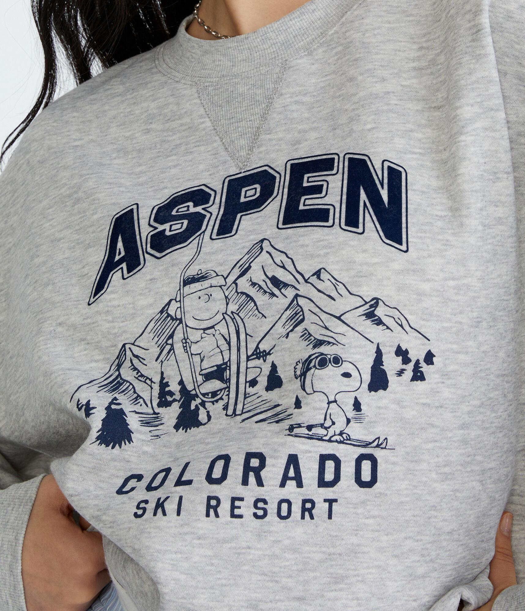 Peanuts® | Aéropostale Snoopy Aspen Cropped Crew Sweatshirt