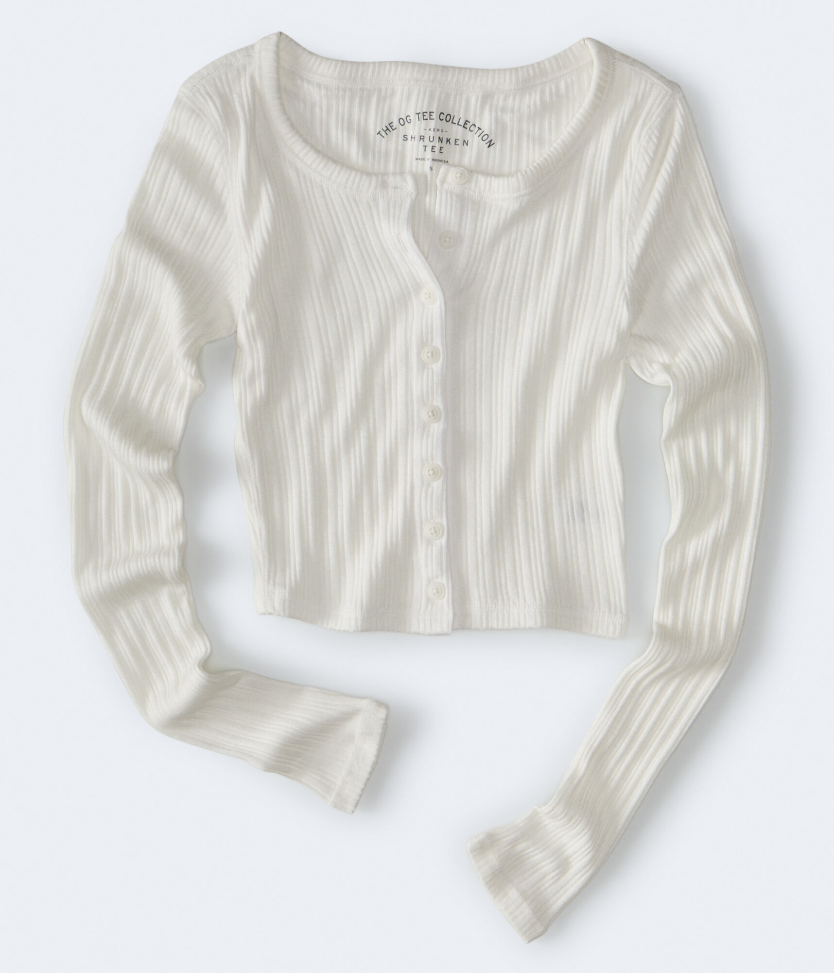 Long Sleeve Cozy Button-Front Cropped Shrunken Tee