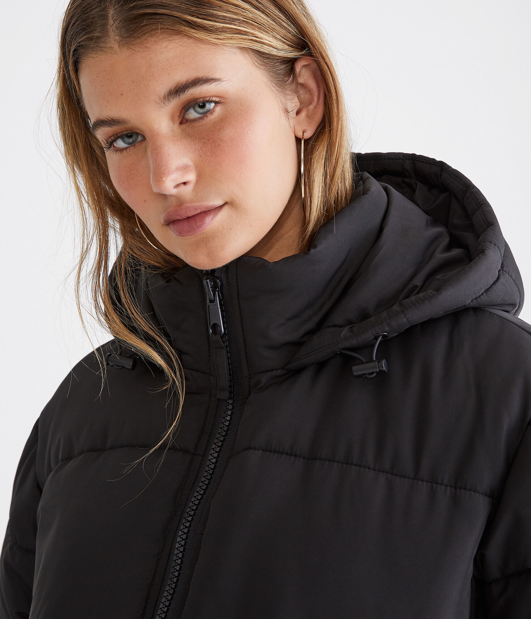 Midweight Hooded Puffer Jacket
