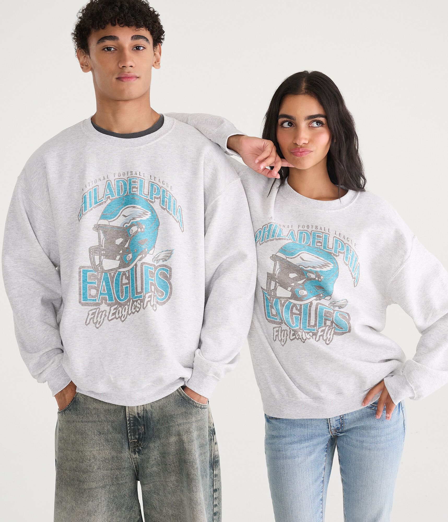 Philadelphia Eagles Helmet Crew Sweatshirt