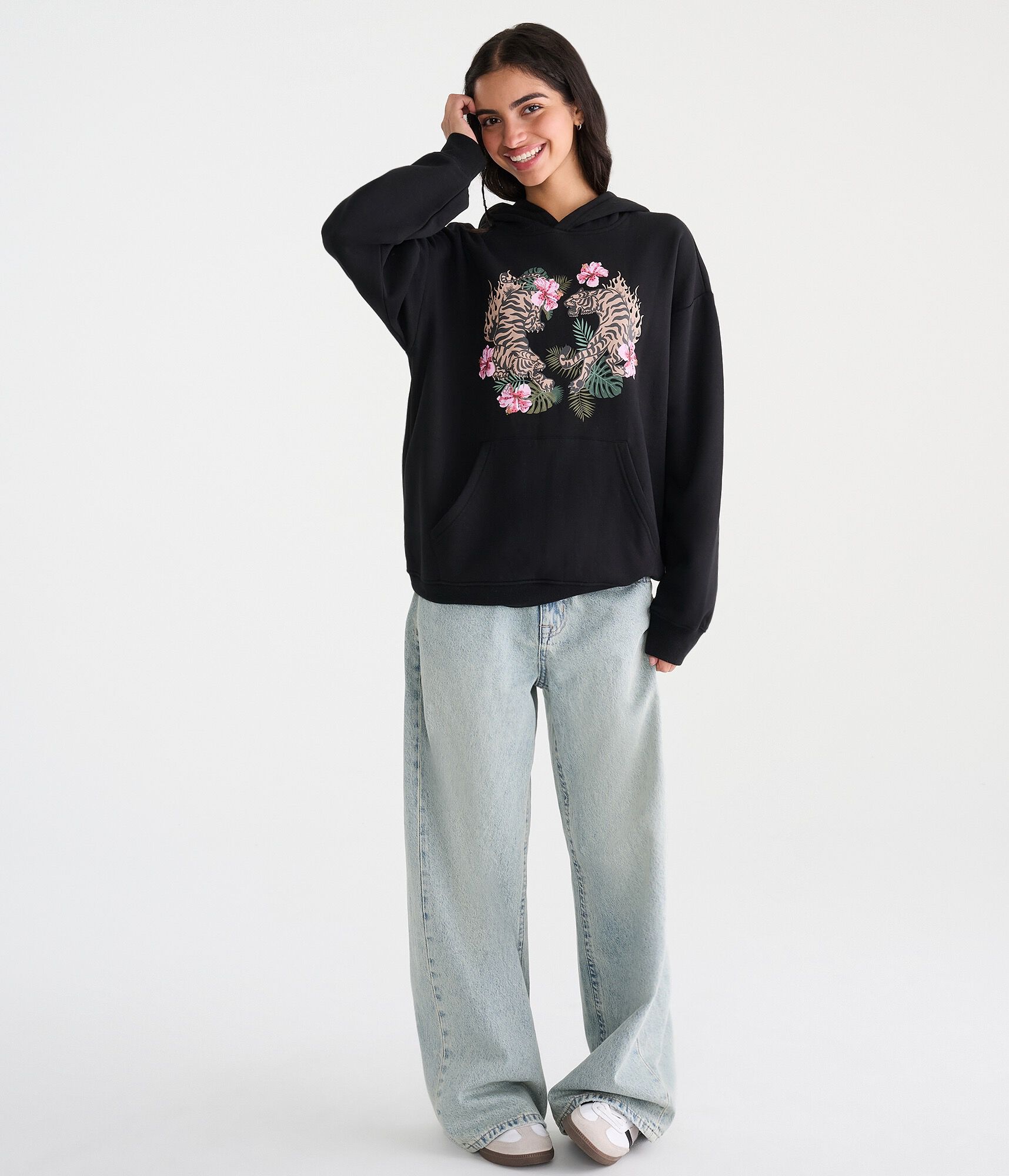 D&eacute;j&agrave; For Aero Floral Tigers Oversized Pullover Hoodie