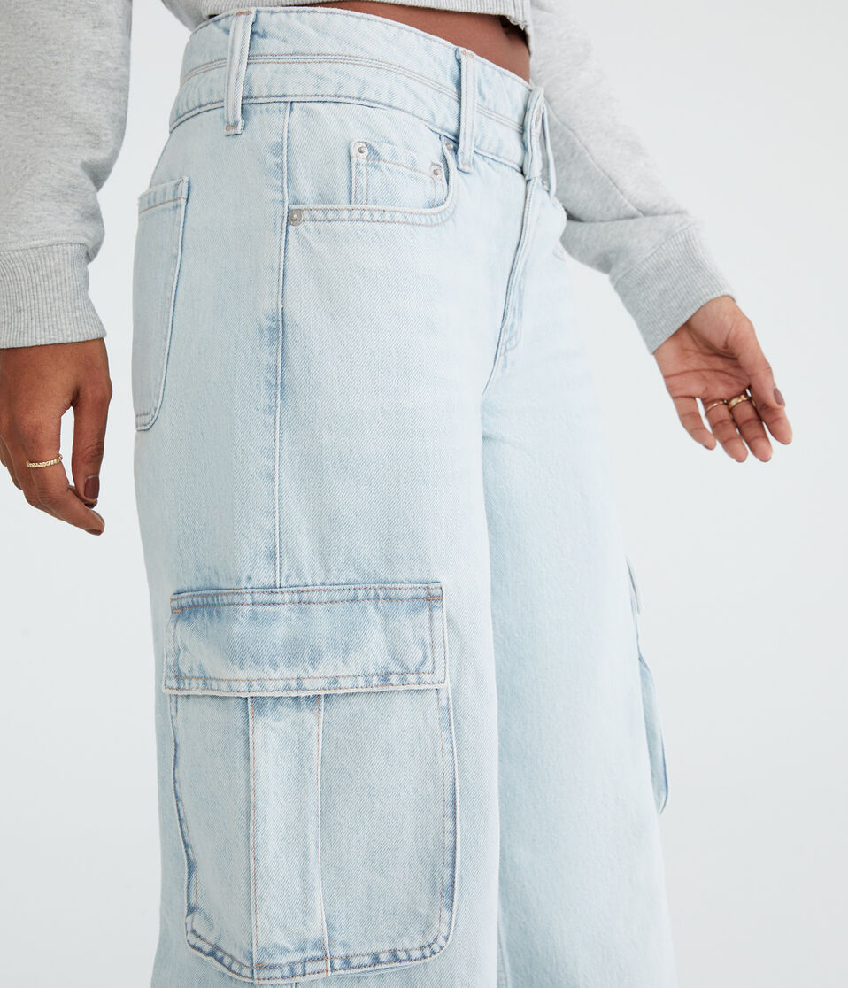Low-Rise Baggy Wide Leg Cargo Jean