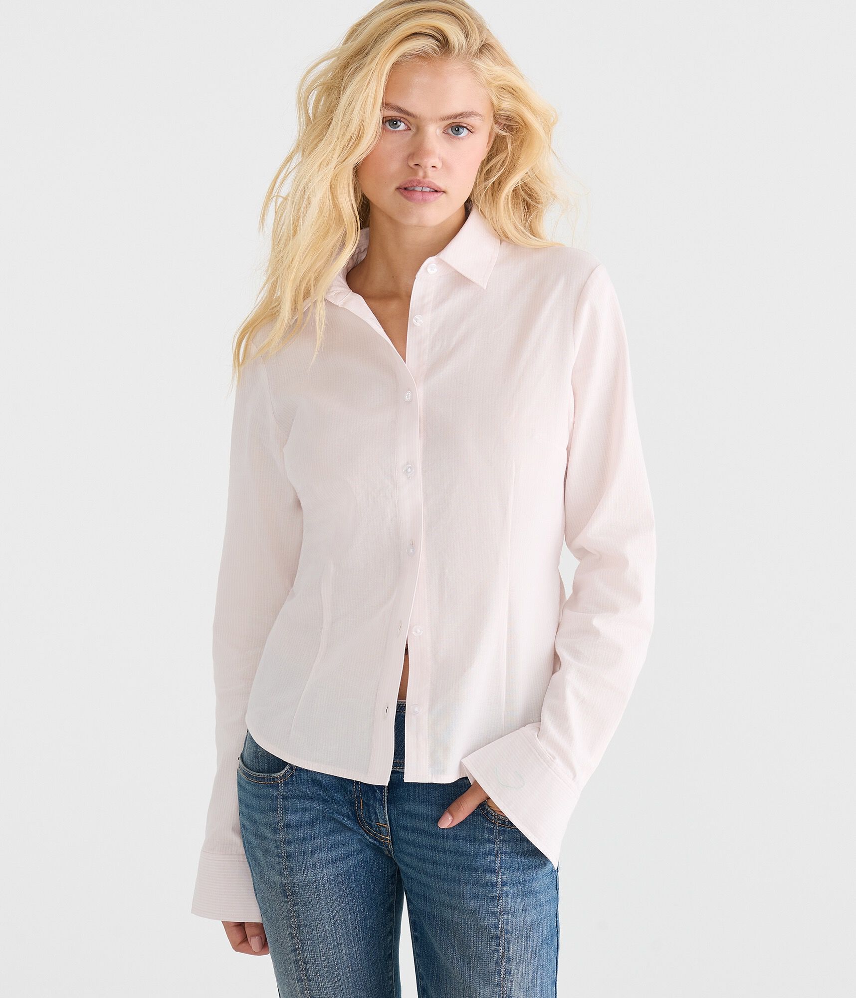 Long Sleeve Striped Tie-Back Fitted Shirt